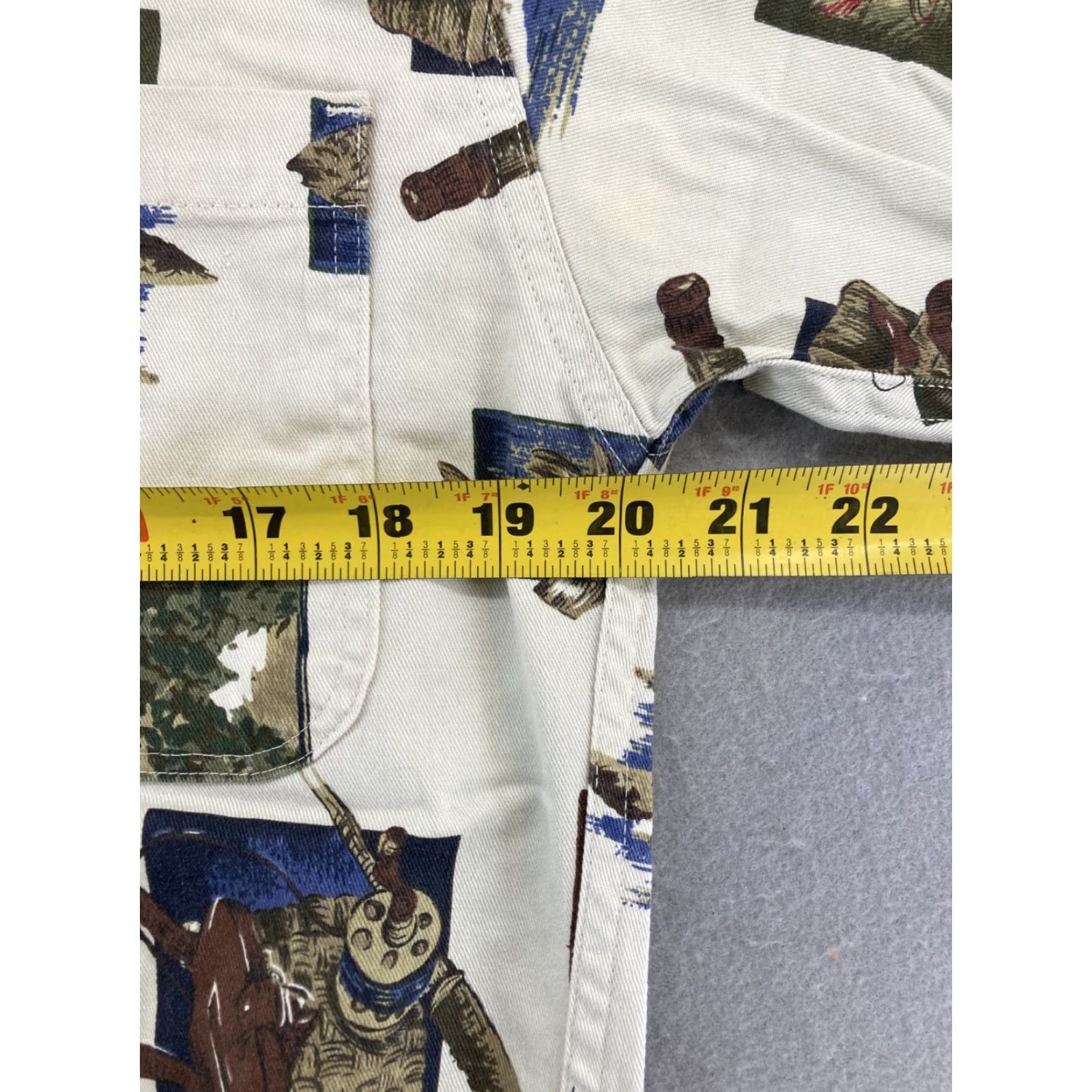 Vintage VINTAGE Woolrich Short Sleeve Shirt Mens Small White Graphic Print Outdoor Fishing 90s Mens Size US S / EU 44-46 / 1 - 4 Thumbnail
