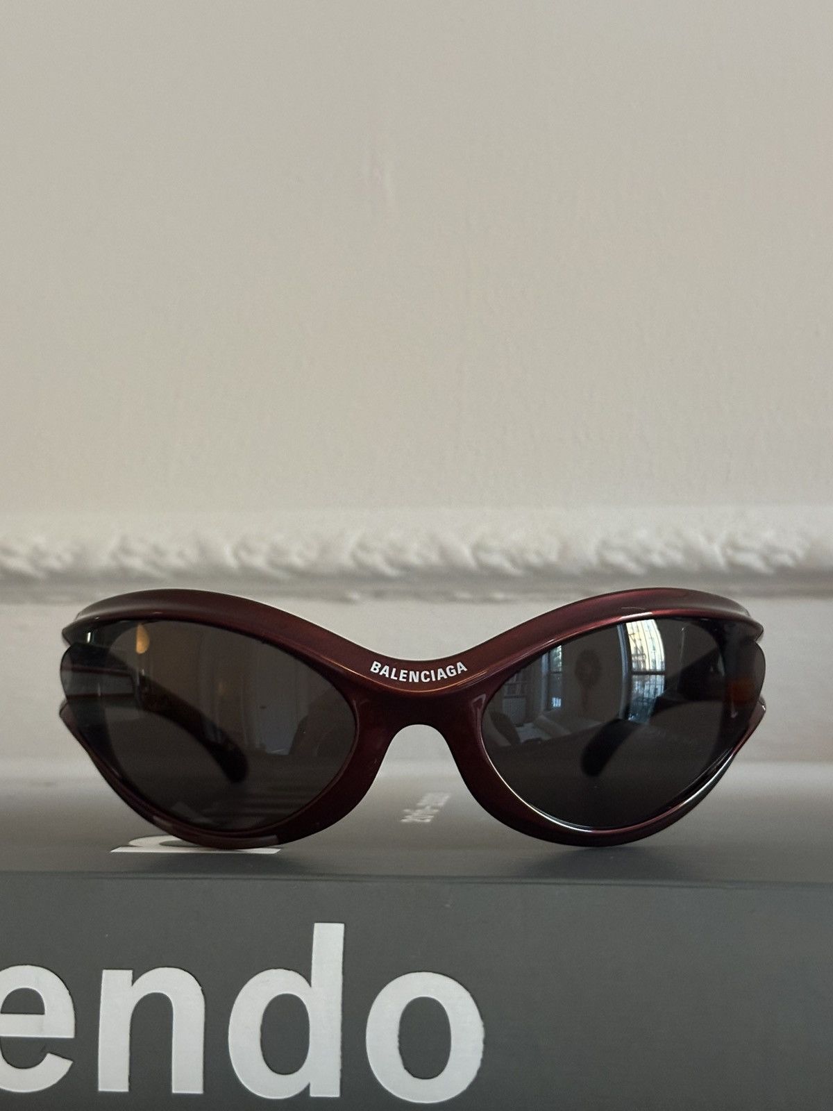 Balenciaga Balenciaga Dynamo Wrap Sunglasses Red Size ONE SIZE - 1 Thumbnail