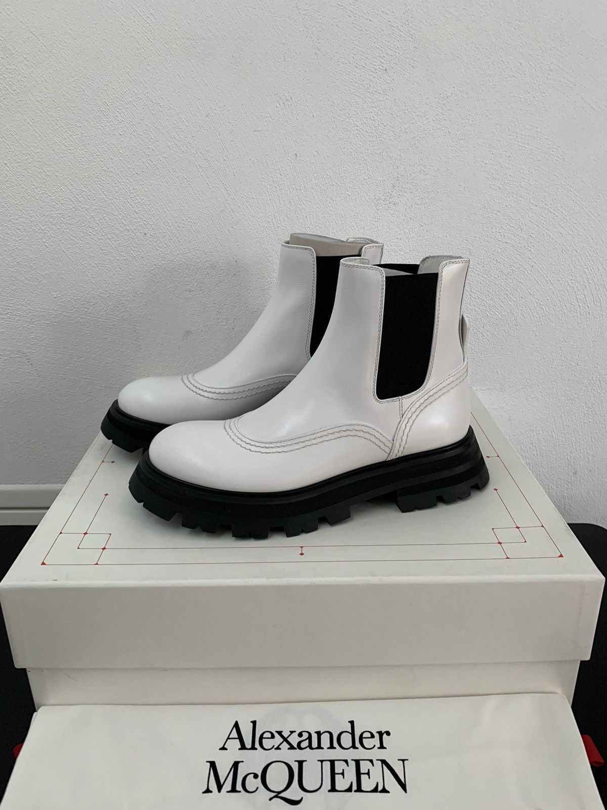 Alexander McQueen Alexander McQueen Leather Boots Size US 7.5 / IT 37.5 - 7 Thumbnail