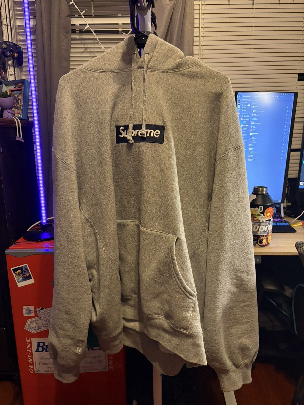 Supreme Supreme Box Logo “Navy on Gray” FW25 Size US XXL / EU 58 / 5 - 1 Thumbnail