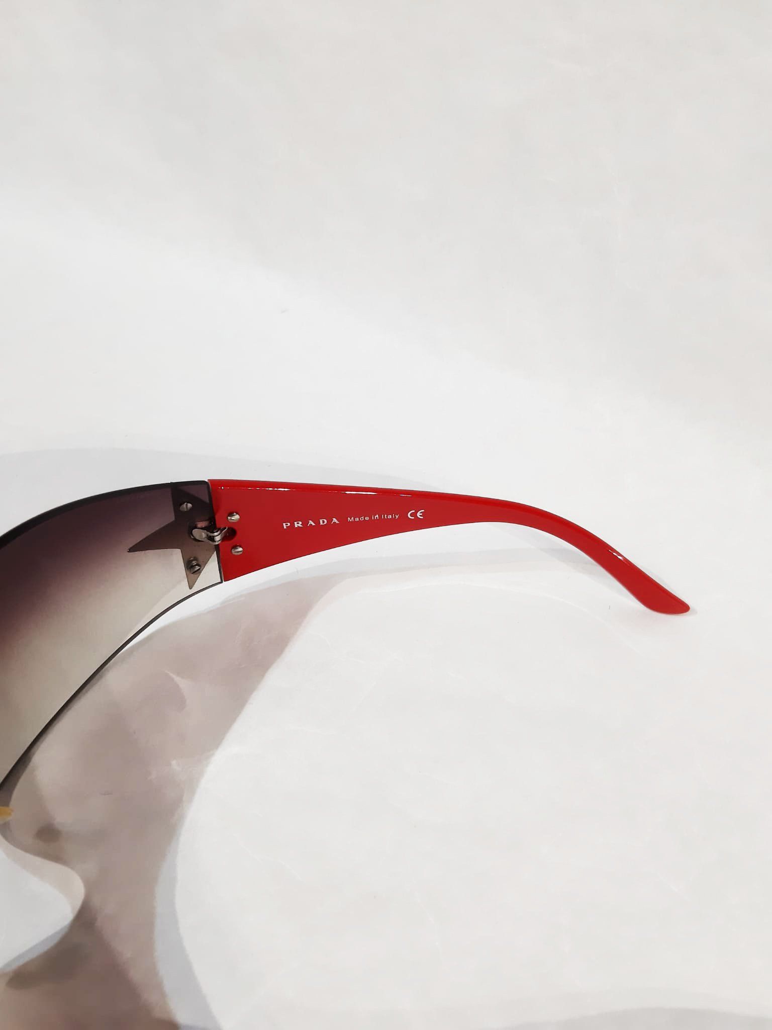 Prada Prada ☄️ Red Star Sunglasses 2004 Y2K Size ONE SIZE - 7 Thumbnail