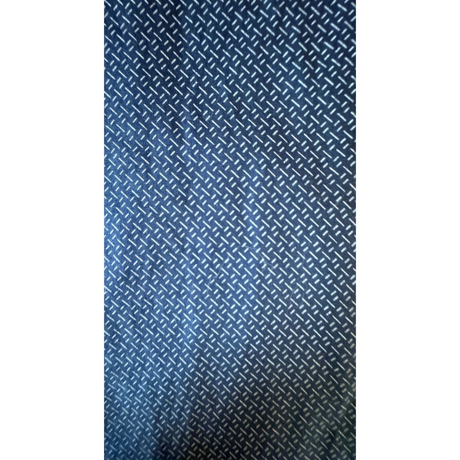 Calvin Klein Calvin Klein Performance Long Sleeve Shirt Men Blue Geometric Cotton Size 16 Size US L / EU 52-54 / 3 - 3 Thumbnail