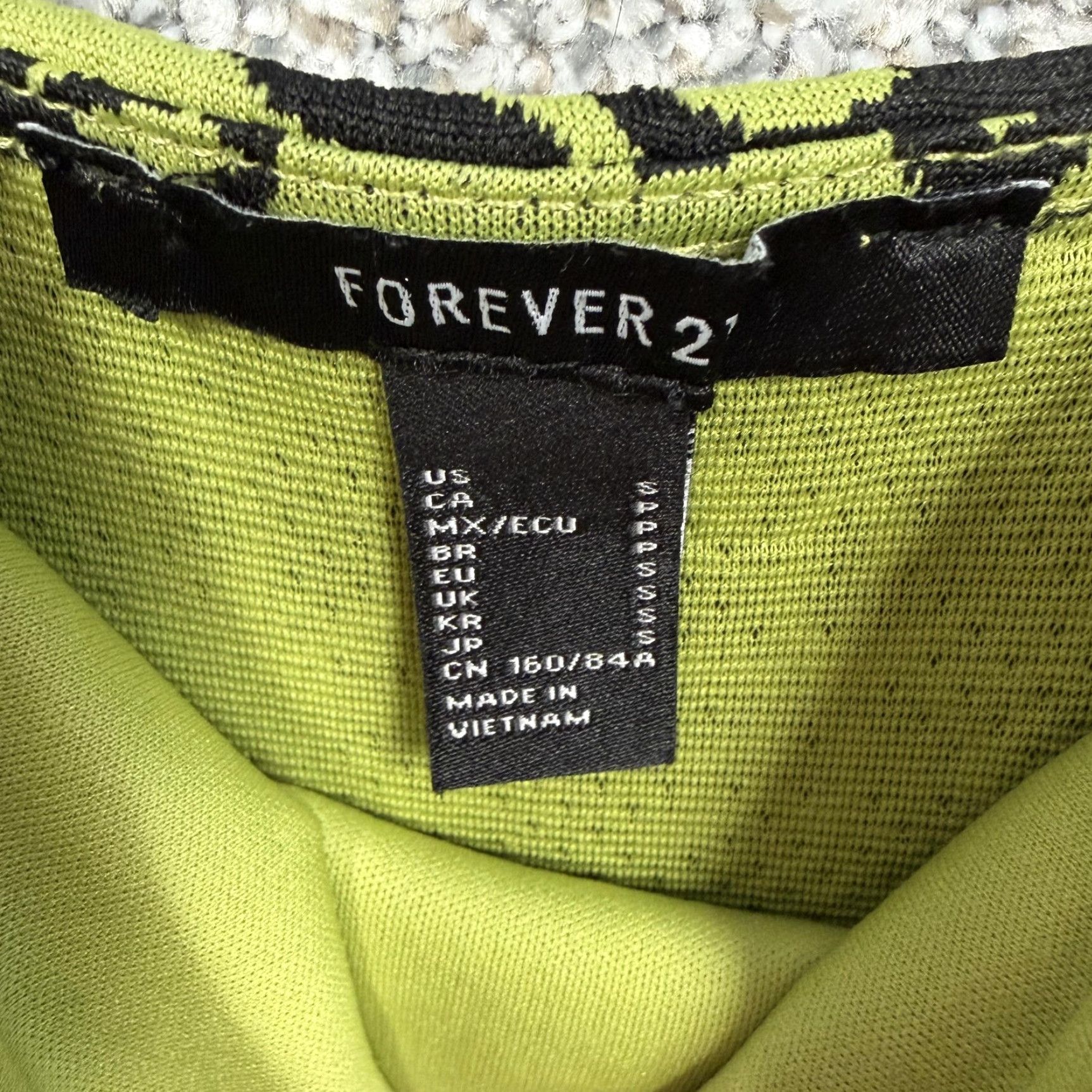 Forever 21 FOREVER 21 Dress S Floral Green Sleeveless Bodycon Mini Square Neck Strappy Dress Women's Casual Party/Cocktail 2000s Y2K Vintage Not Vintage Size S / US 4 / IT 40 - 4 Thumbnail