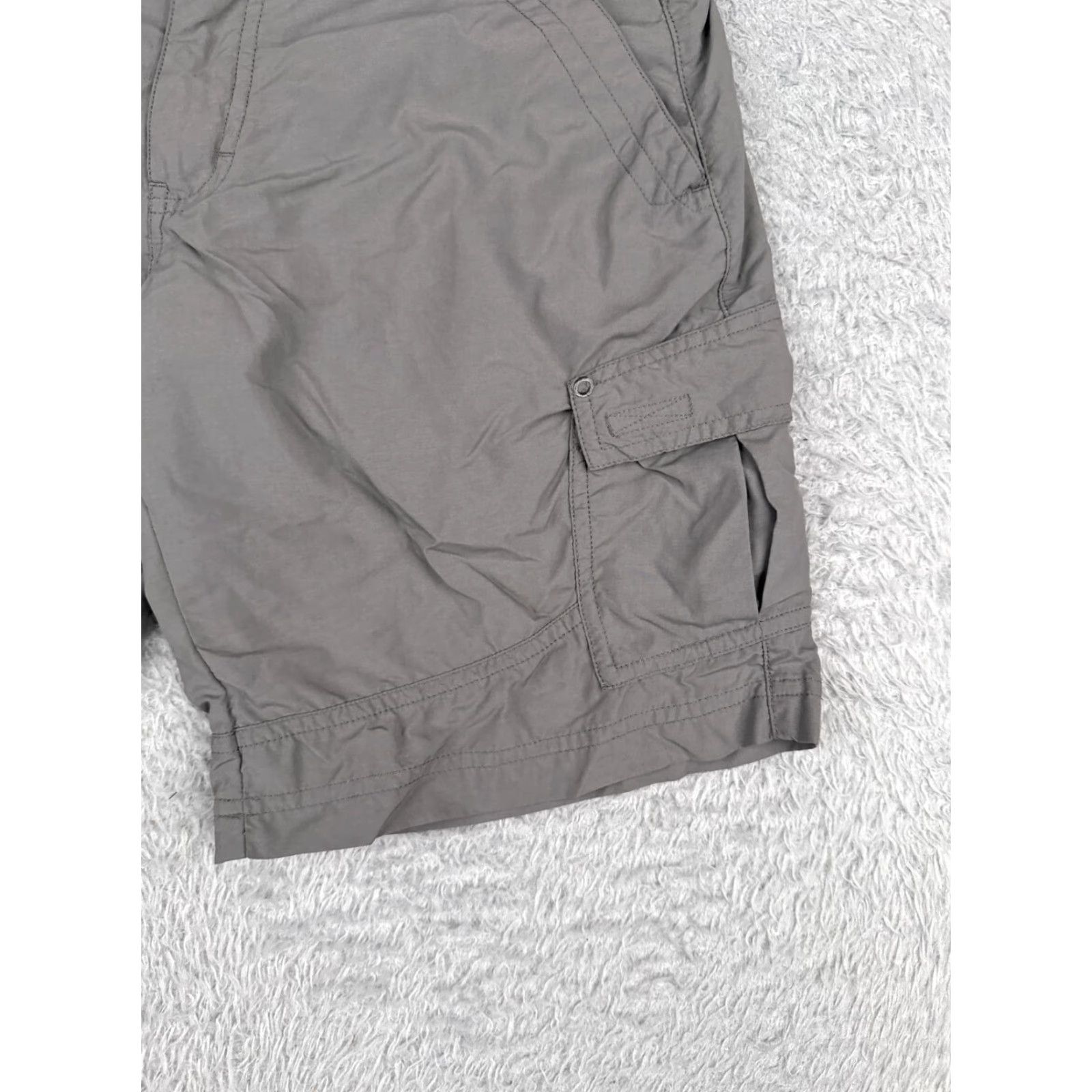Vintage Cabela's Shorts Womens 4 Gray Cargo Nylon UPF 50+ Fishing Hiking Utility Pockets 9in Inseam Regular Summer 100% Nylon Gray Womens Size 27" / US 4 / IT 40 - 2 Thumbnail