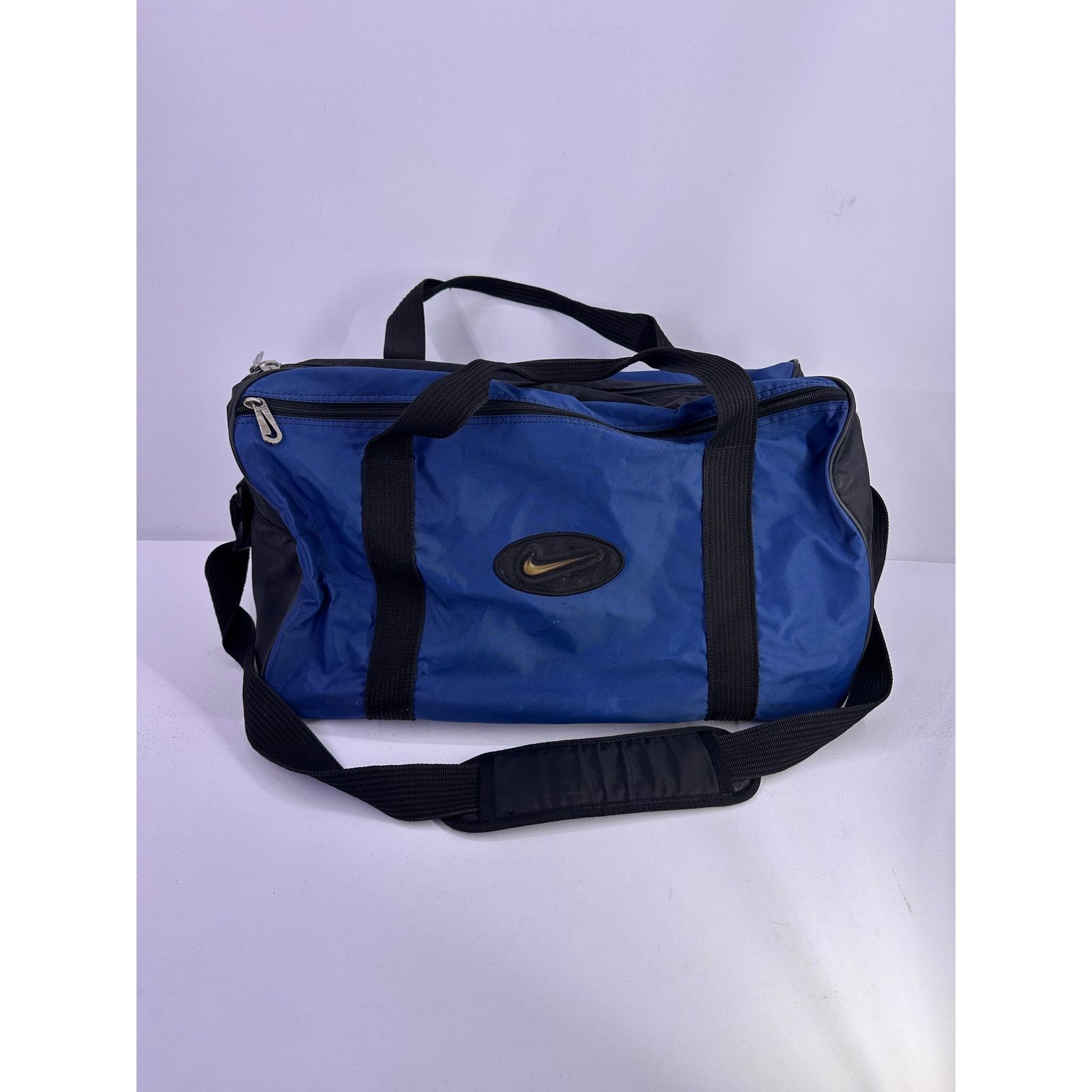 Nike Vintage 94-98 Nike Duffel Bag Dark Blue Black Accents Size ONE SIZE - 1 Thumbnail