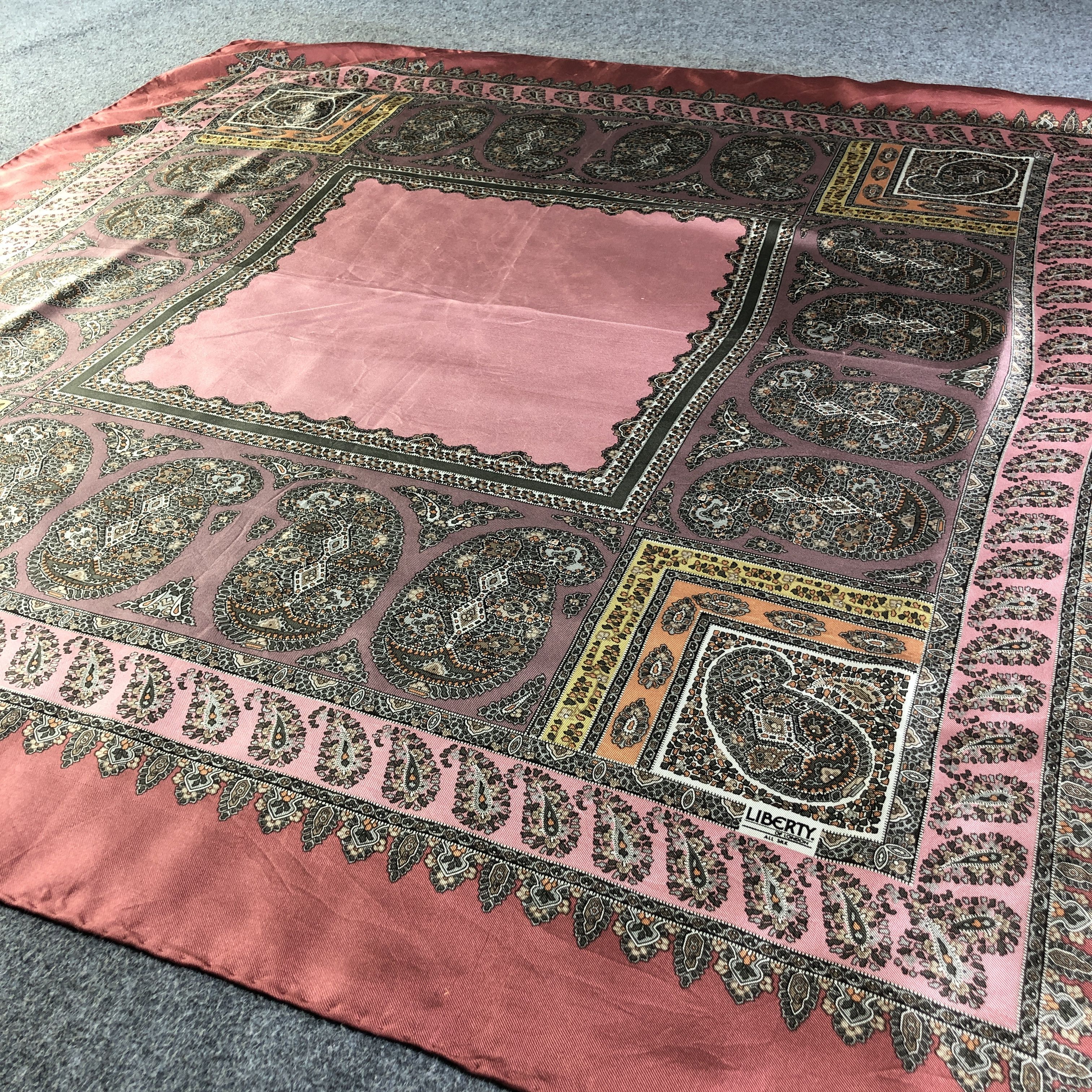 Liberty Liberty Of London Hand Rolled Paisley Silk Scarf M1149 Size ONE SIZE - 3 Thumbnail