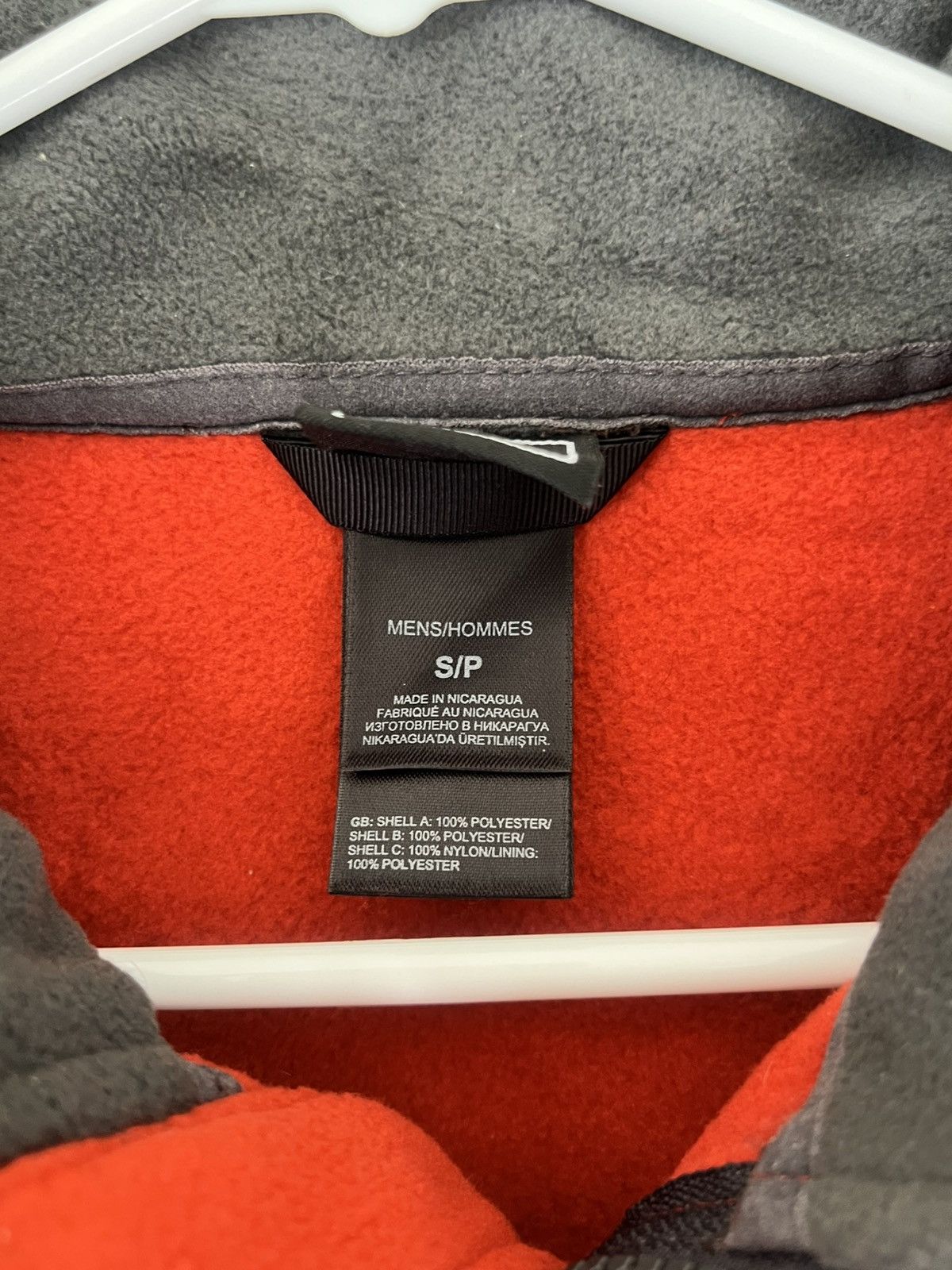 The North Face NWT TheNorthFace Khumbu Fleece Jacket Mens Sm MoltenRed/Gray Size US S / EU 44-46 / 1 - 6 Thumbnail