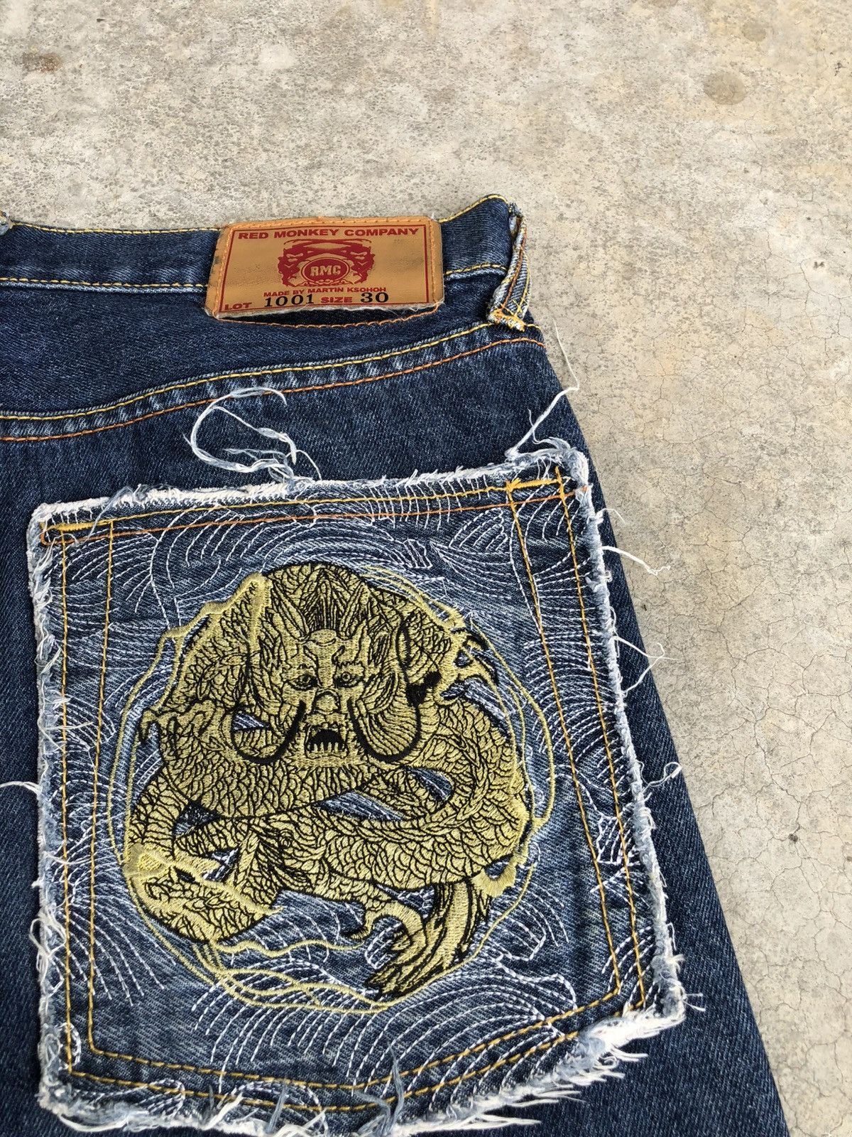RMC Jeans Red Monkey Company Embroidered Jeans Distressed Size US 31 - 18 Thumbnail