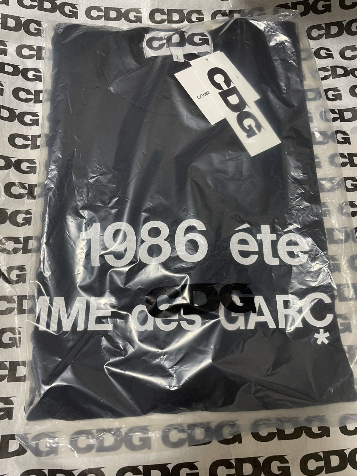 CDG by Comme des Garcons CDG T-shirt 1986 COMME des GARCONS Size US L / EU 52-54 / 3 - 1 Thumbnail