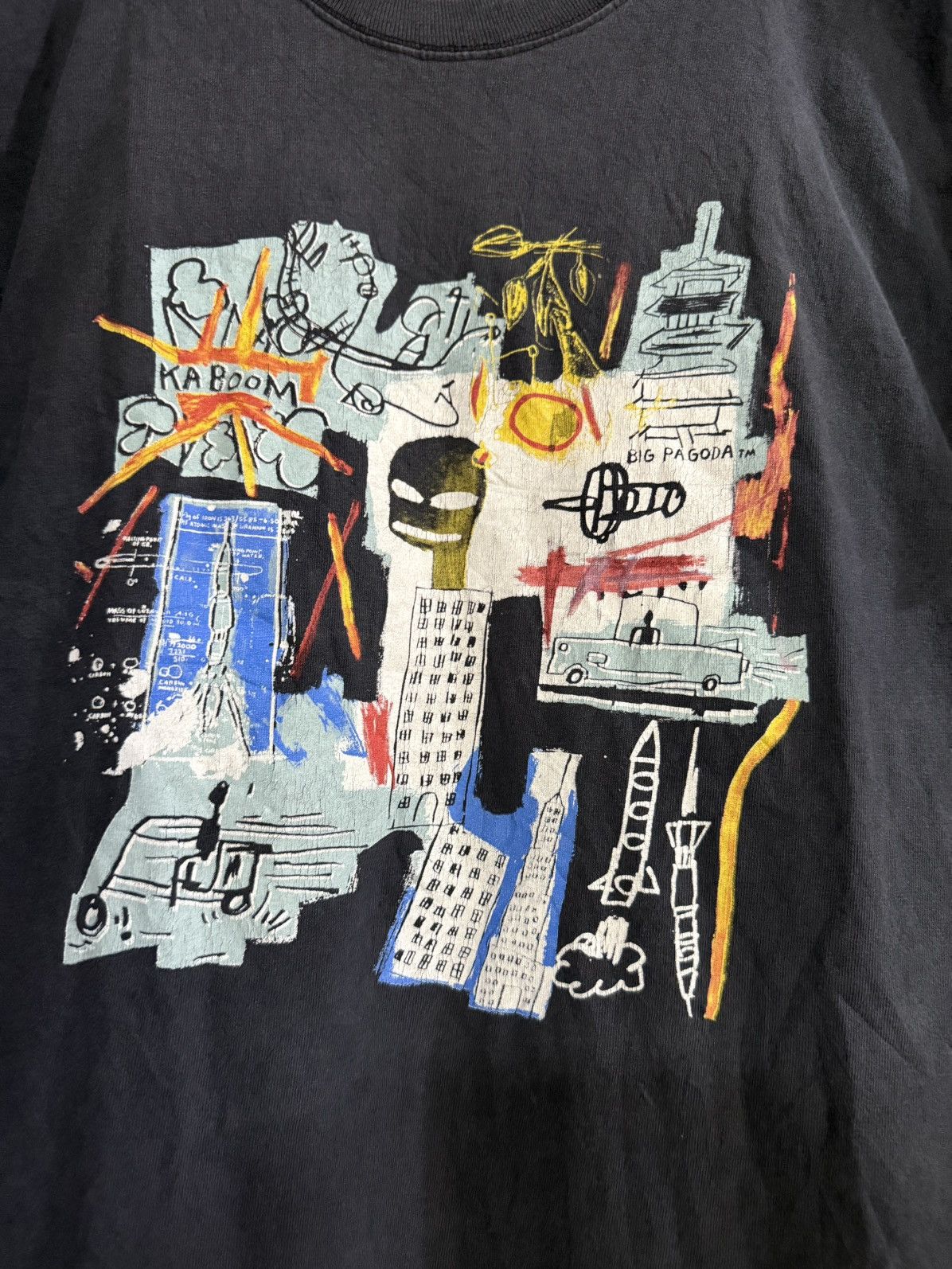 Fruit Of The Loom × Jean-Michel Basquiat × Vintage Rare Vintage Jean Michel Basquiat Art Faded Tee Size US M / EU 48-50 / 2 - 2 Thumbnail