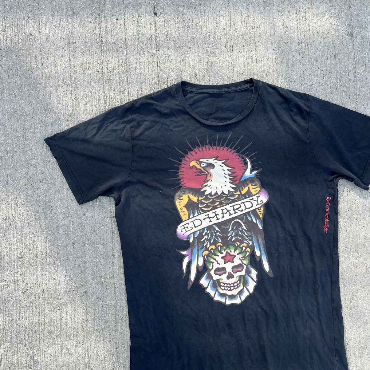 Christian Audigier × Ed Hardy × Vintage Ed hardy Christian audigier Y2K black flag tee drip crystal Size US L / EU 52-54 / 3 - 5 Thumbnail