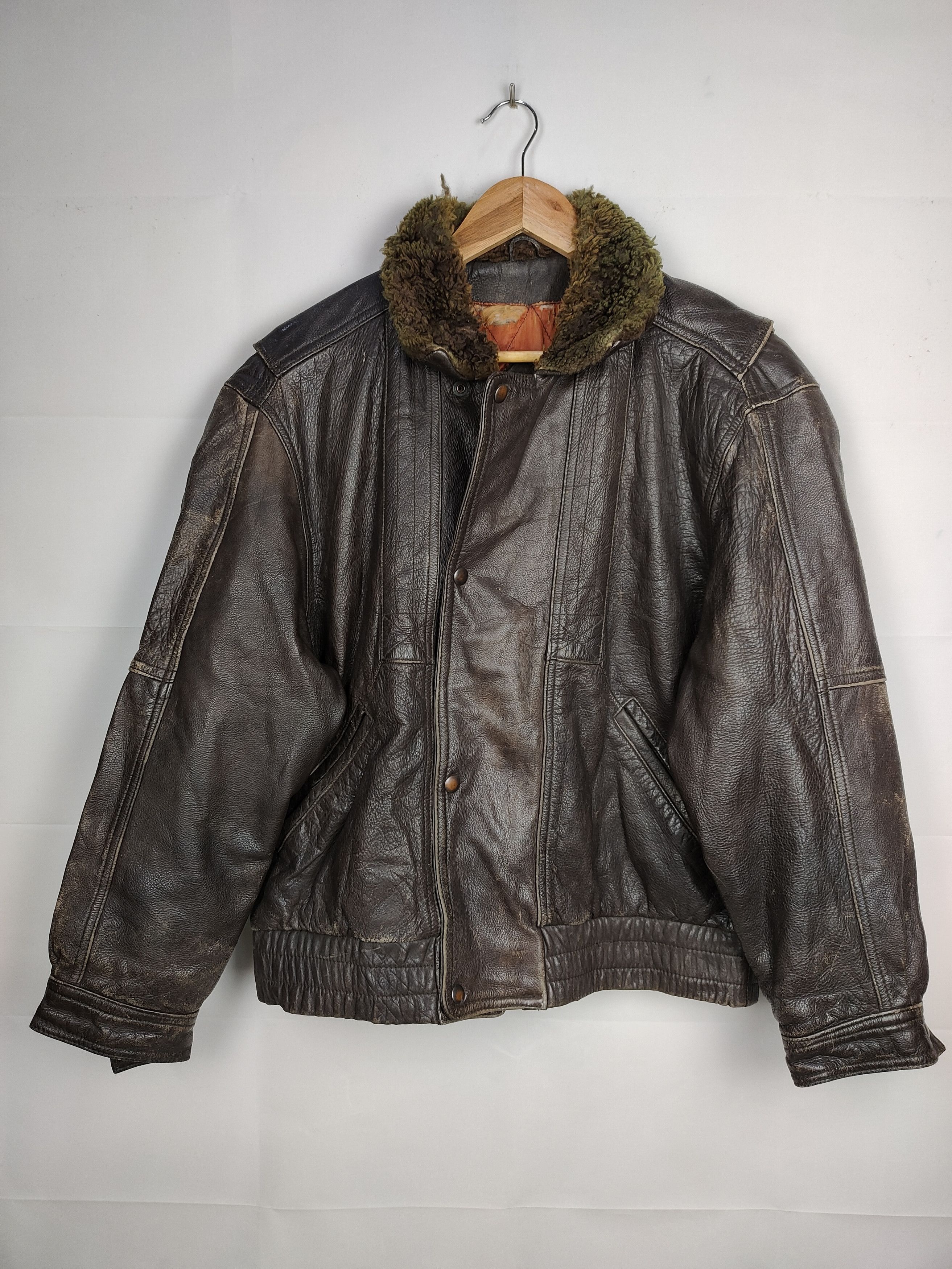 Avirex Vintage Avirex USA Embroidered Leather Jacket Size US M / EU 48-50 / 2 - 3 Thumbnail
