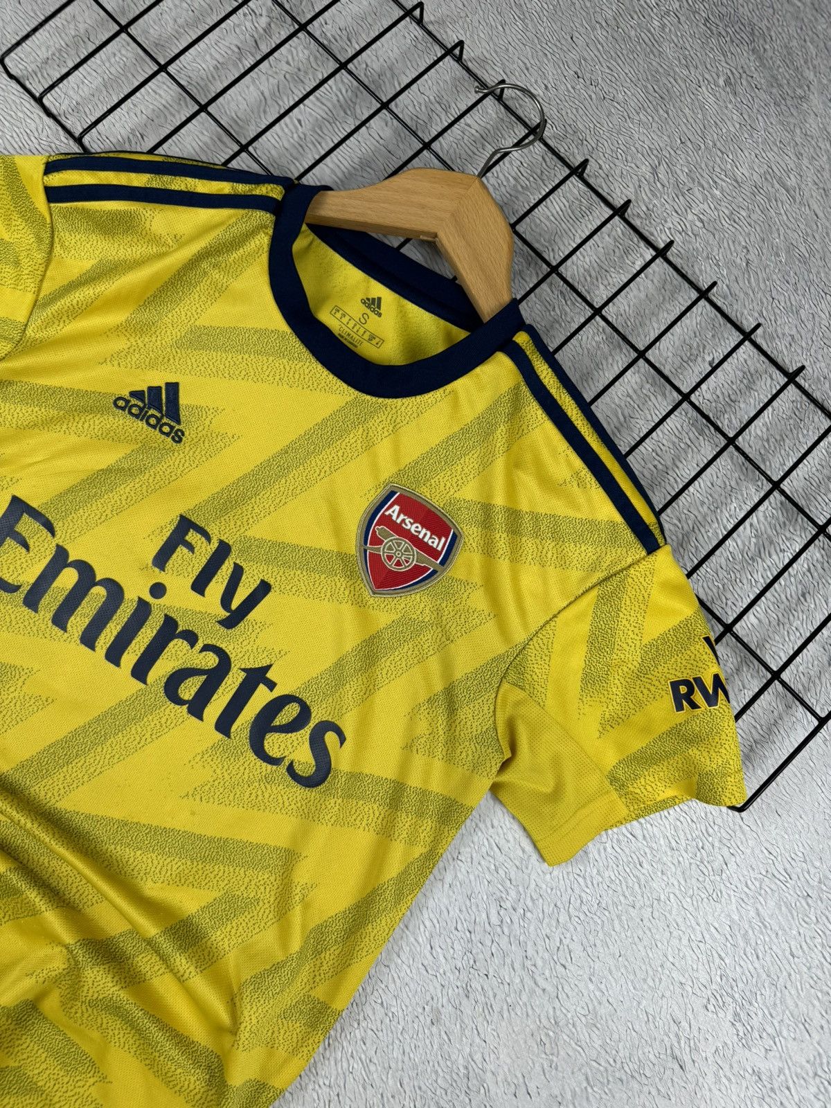 Adidas × Vintage TIERNEY Vintage Arsenal 2019/20 Adidas Jersey Blokcore S sz Size US S / EU 44-46 / 1 - 3 Thumbnail