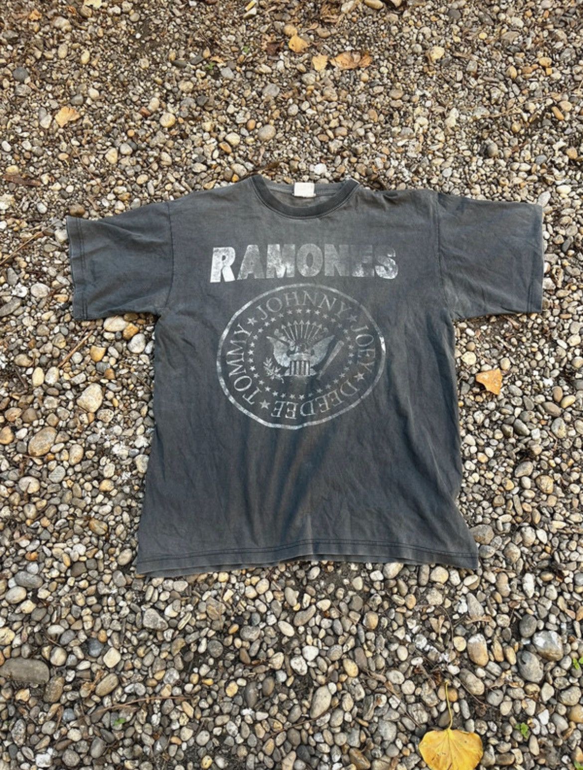 Band Tees × Vintage Rare 90's Ramones Hey Ho Lets Go t shirt Size US L / EU 52-54 / 3 - 1 Thumbnail