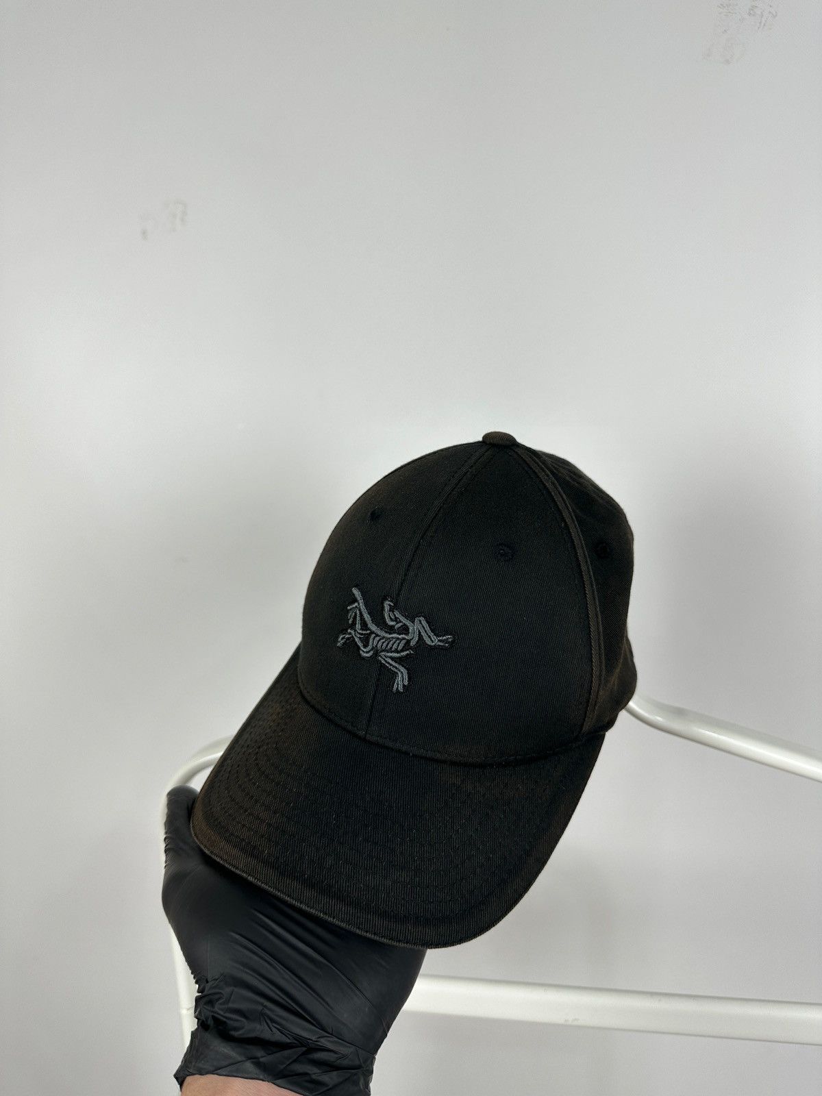 Arc'teryx Vintage Arcteryx Flexfit Faded Black Cap Hats Size ONE SIZE - 7 Thumbnail