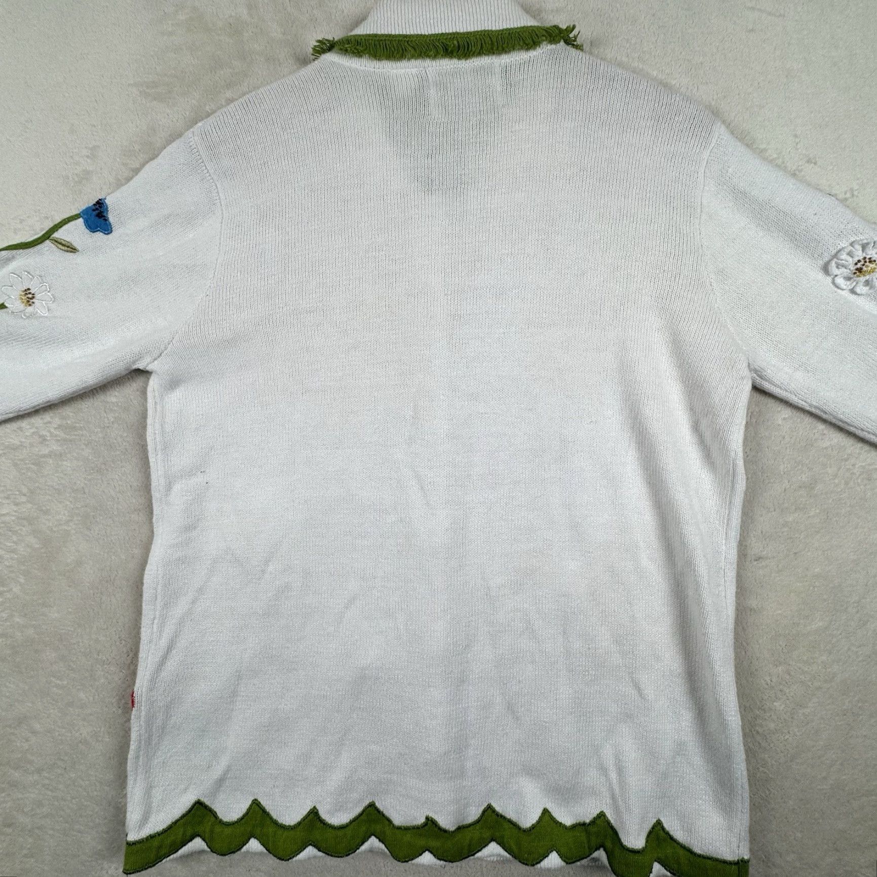Vintage VINTAGE Storybook Knits Womens M White Cardigan Knit Sweater Embroidered Spring Flowers Size M / US 6-8 / IT 42-44 - 3 Thumbnail