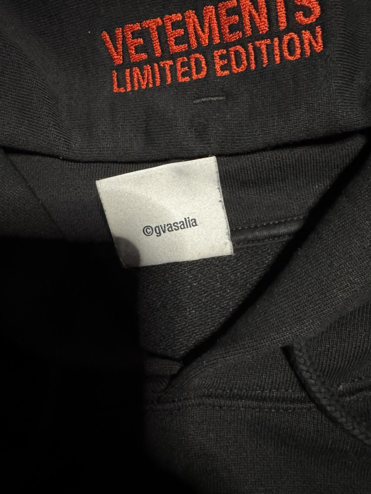 Vetements Vetements World Tour Hoodie Size US S / EU 44-46 / 1 - 8 Thumbnail