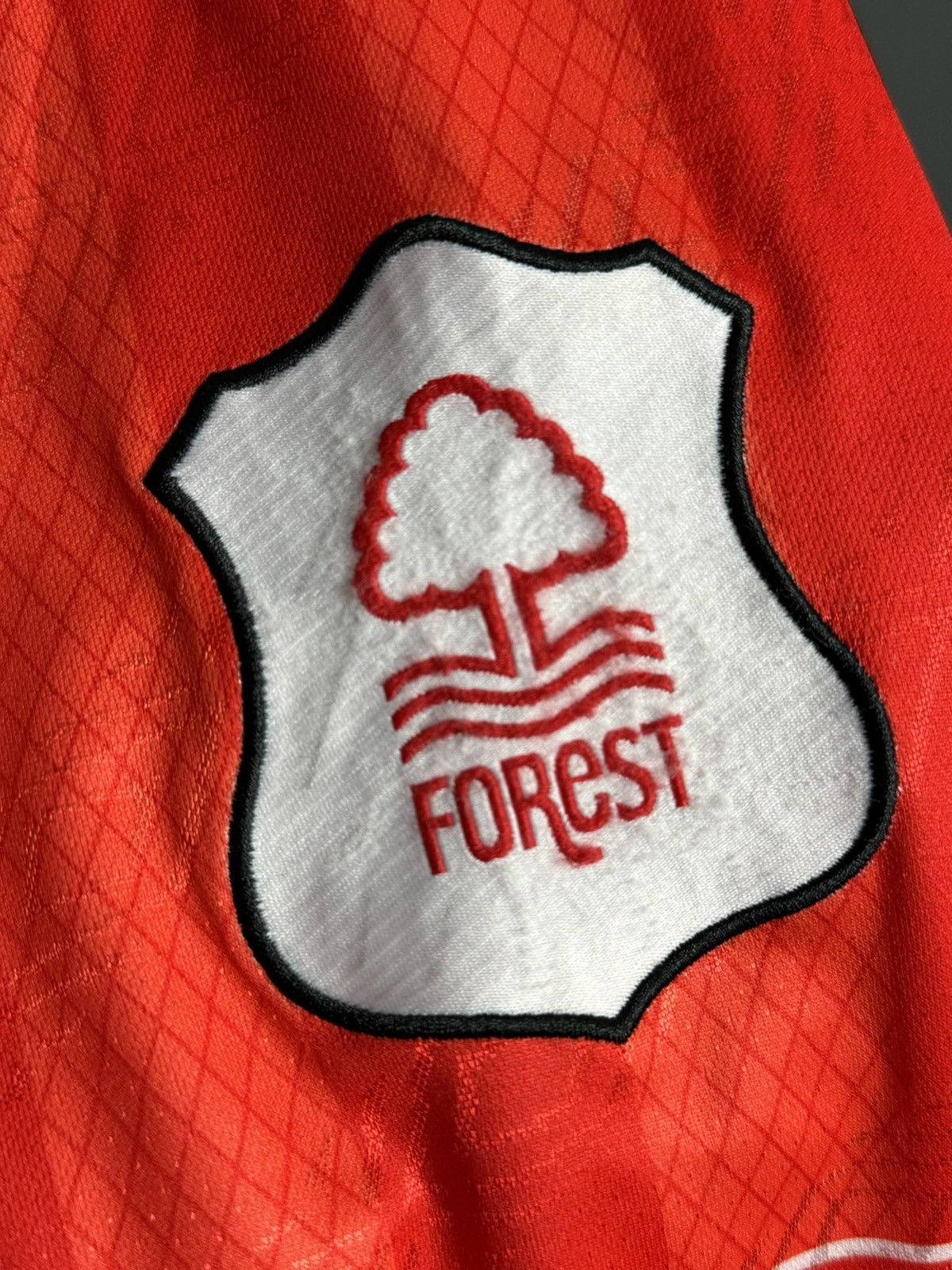 Umbro Nottingham Forest 94/96 Home Football Jersey Size US XL / EU 56 / 4 - 4 Thumbnail