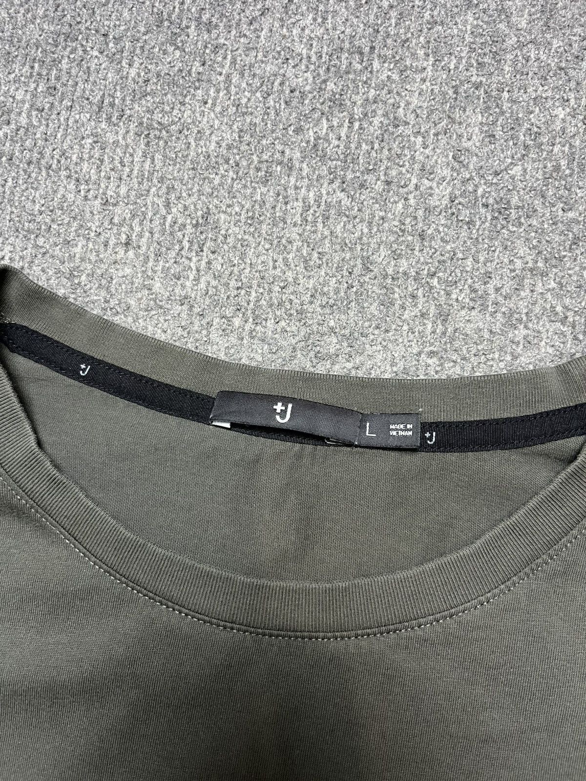 Uniqlo Uniqlo Jil Sander t-shirt Size US L / EU 52-54 / 3 - 4 Thumbnail