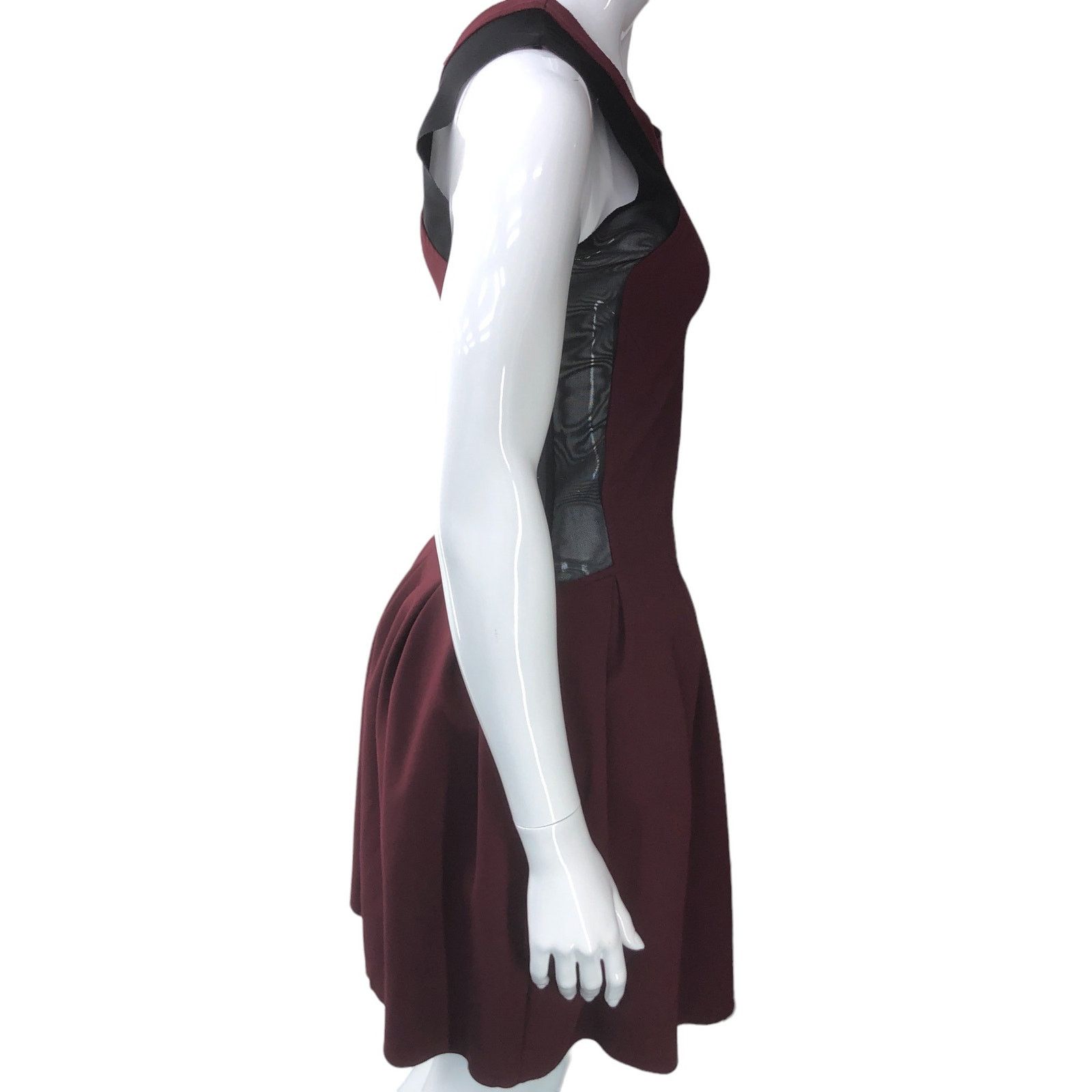 Maje Maje Size 2 Dress Maroon Black Mesh Cutouts Short Sleeve Size XS / US 0-2 / IT 36-38 - 10 Thumbnail