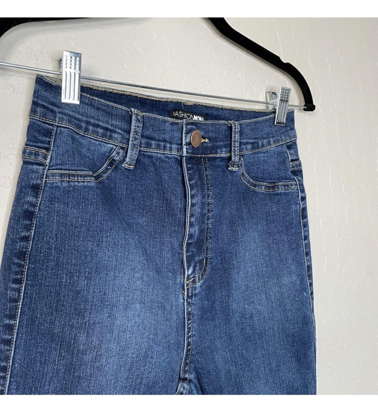 Fashion Nova (FASHION NOVA) high rise skinny jeans Size 30" / US 8 / IT 44 - 4 Thumbnail
