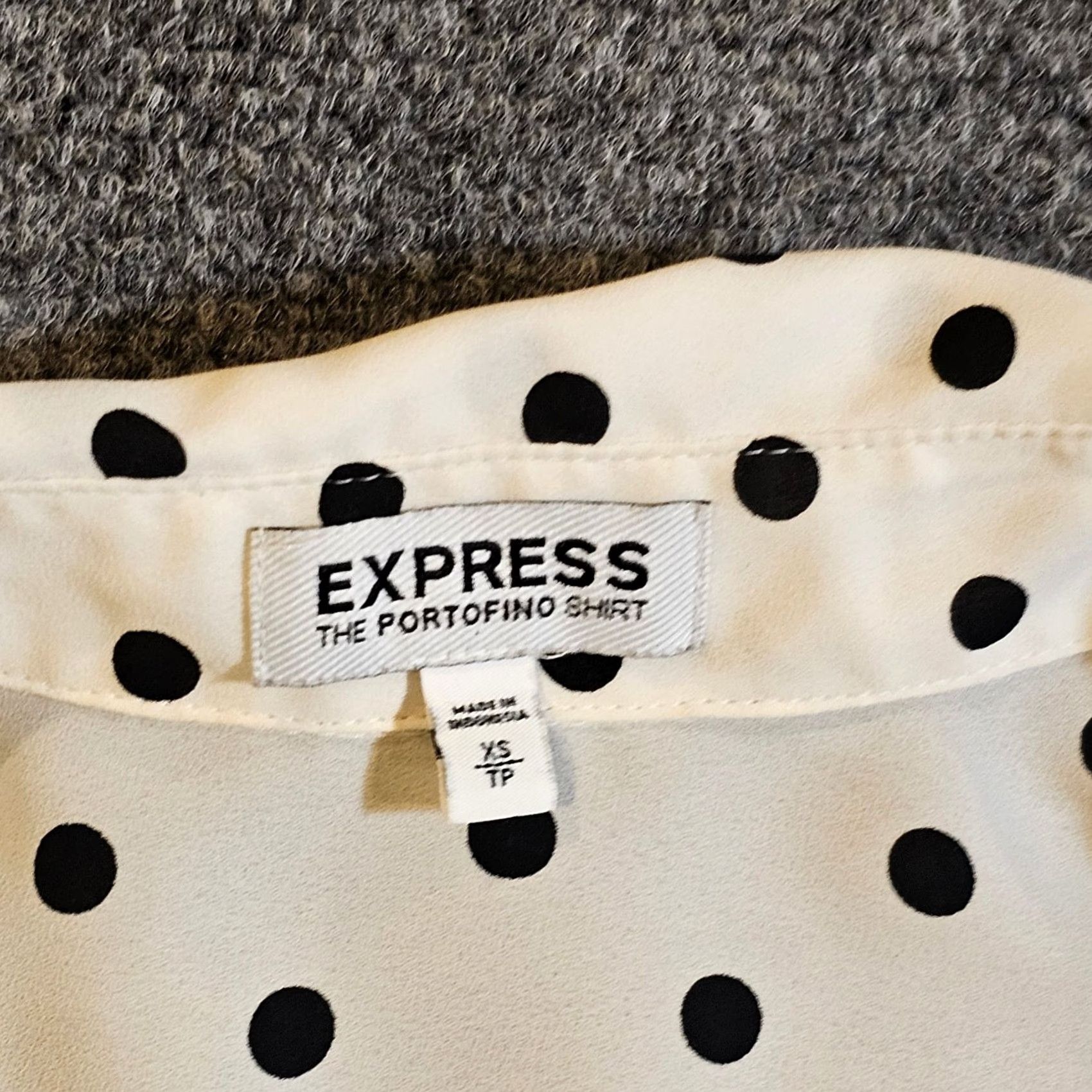 Express Express Blouse Women XS Pink Polka Dot Portofino Sheer Button Long Sleeve Career Size XS / US 0-2 / IT 36-38 - 3 Thumbnail