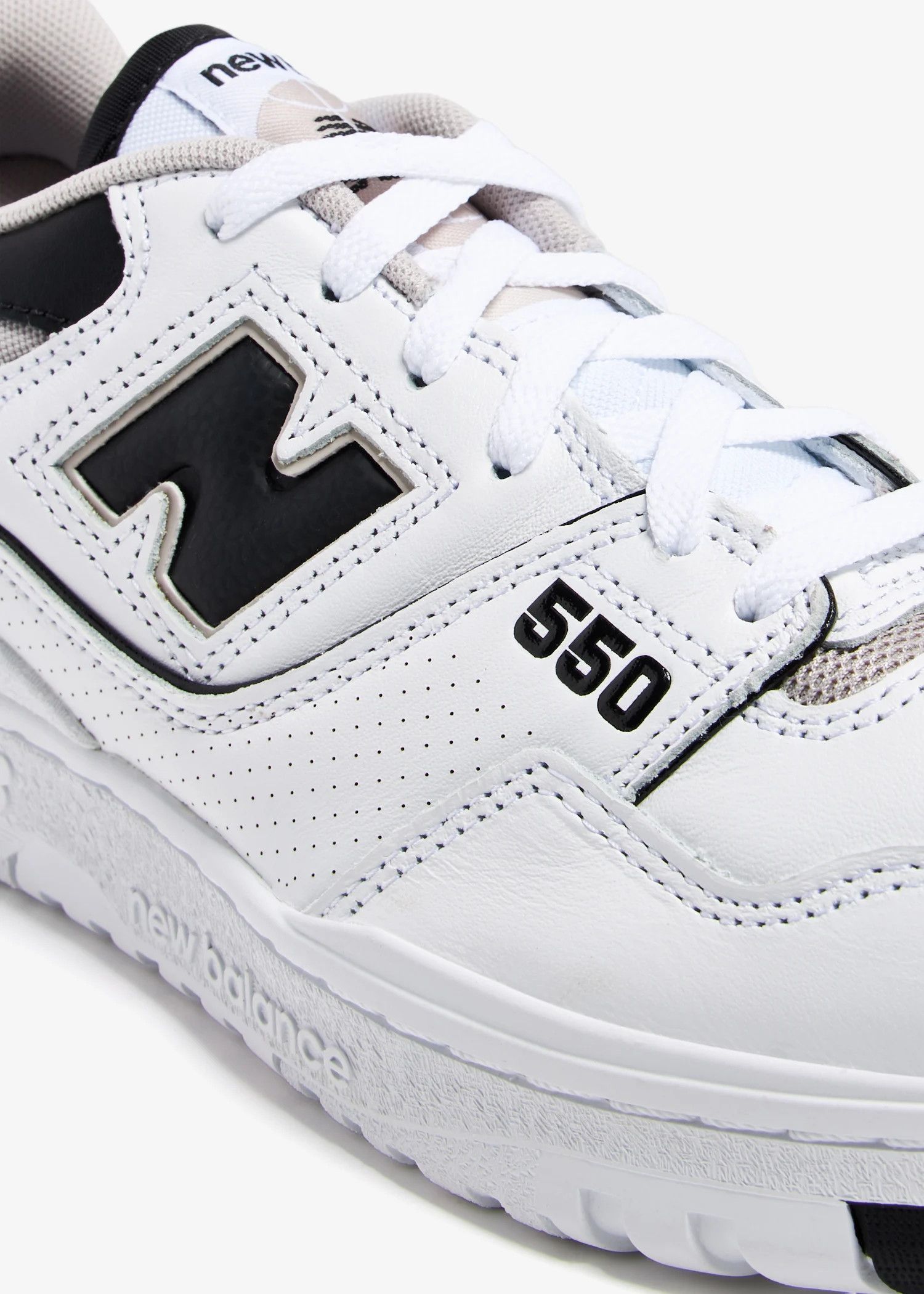 New Balance o1s22i1n1124 550 Unisex Sneakers in White Black Size US 8.5 / EU 41-42 - 3 Thumbnail