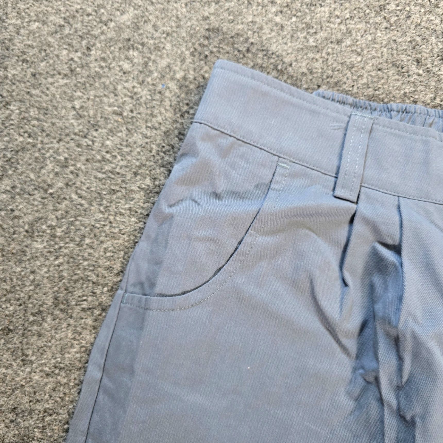 Vintage Halara Pants Womens XL Gray Mid Rise Casual Cotton Joggers Pockets Pleated Tapered Leg Size 40" / US 18 - 3 Thumbnail