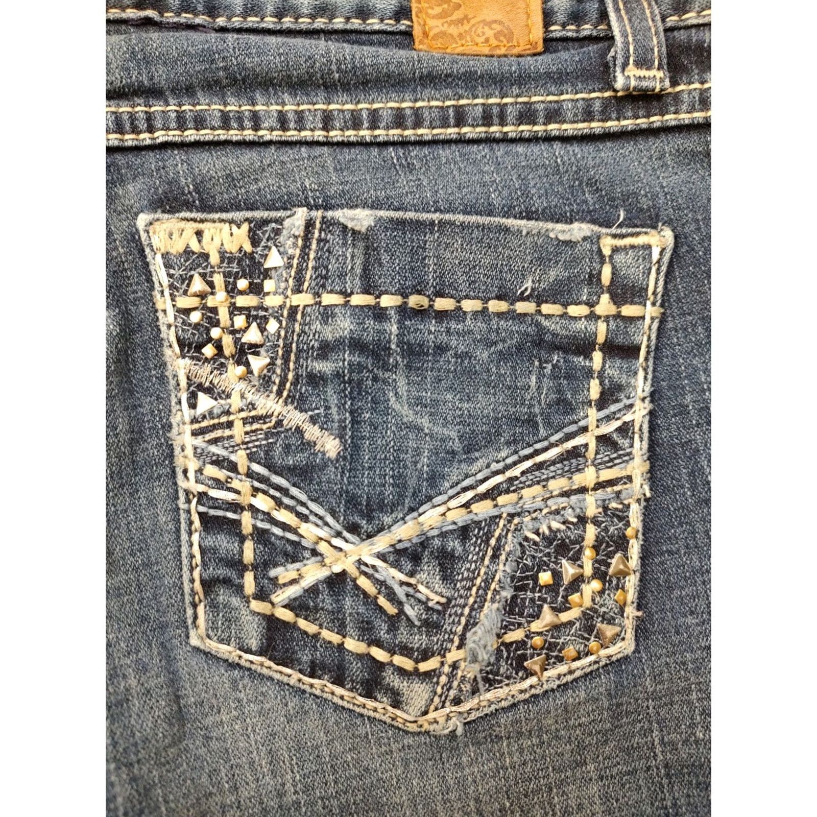 Vintage Buckle BKE Sabrina Low Rise Bootcut Jeans Women 27 Blue Denim Slim 5-Pocket Logo Embroidered Zipper Pocket Machine Washable Regular XS? Size 27" / US 4 / IT 40 - 5 Thumbnail