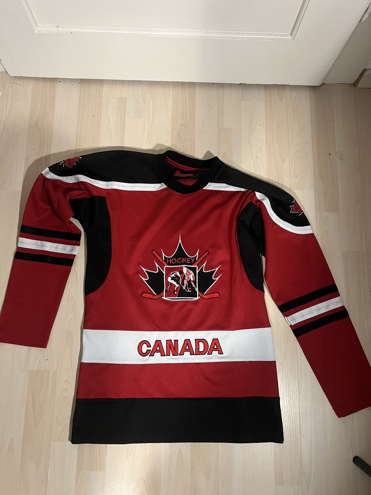 Canada West Canada Puli Size US S / EU 44-46 / 1 - 2 Thumbnail