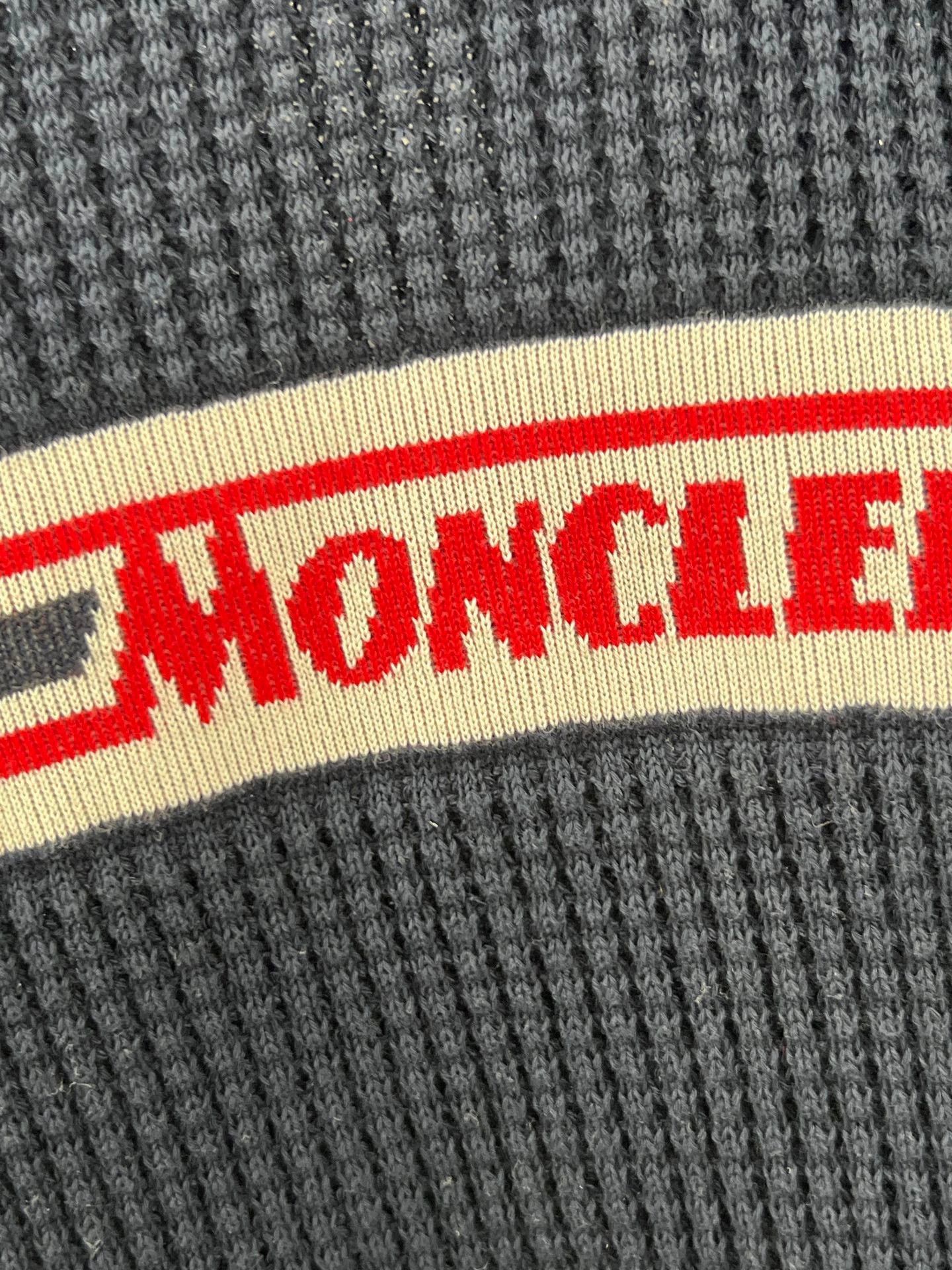 Moncler moncler blue cotton crew neck knit sweater Size US S / EU 44-46 / 1 - 3 Thumbnail