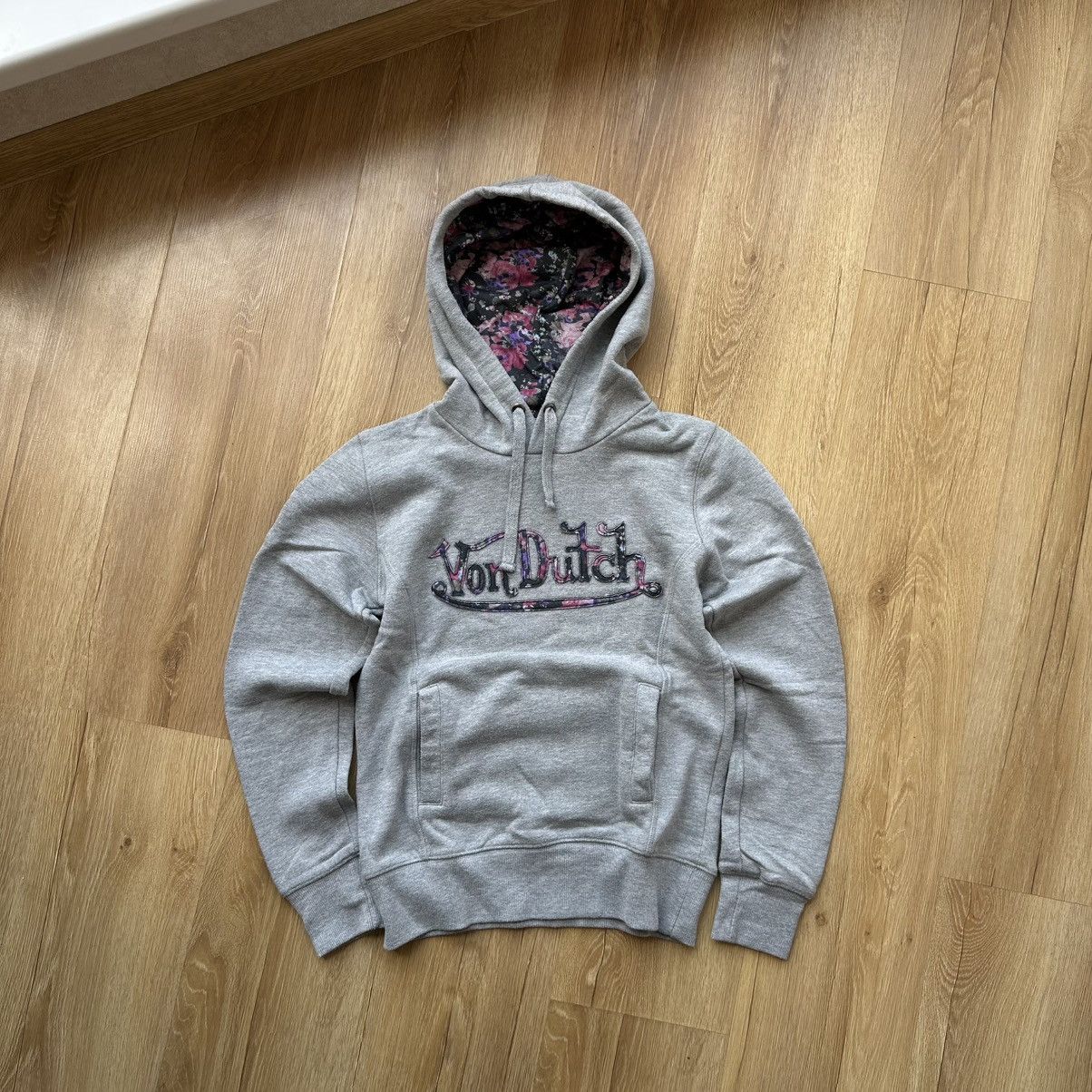 Von Dutch Vintage Von Dutch Embroidered Logo Floral Print Hoodie Y2K Size M / US 6-8 / IT 42-44 - 1 Thumbnail
