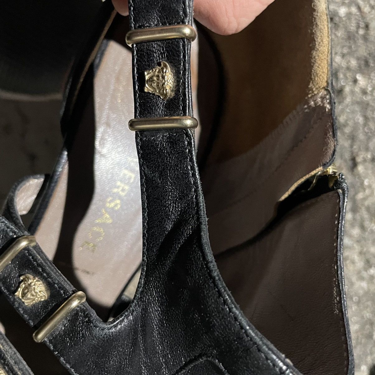 Versace Versace Leather Vintage Medusa Luxury Y2K Heels Ankle Boots Size US 9 / IT 39 - 7 Thumbnail