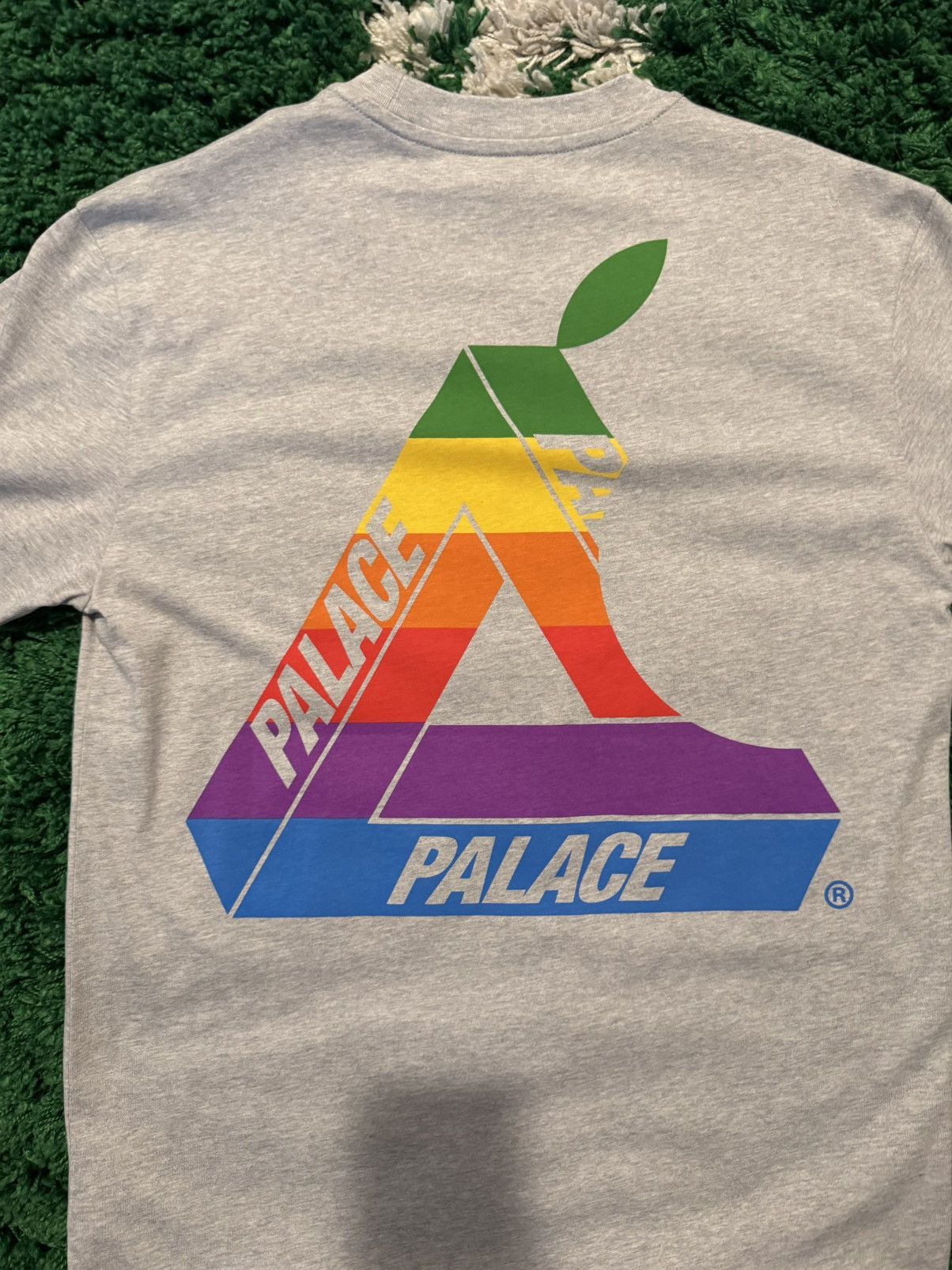 Palace Palace Jobsworth T-shirt Size US M / EU 48-50 / 2 - 7 Thumbnail