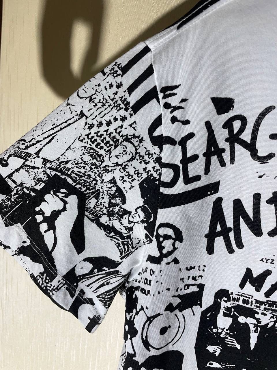 Diesel × Vintage Diesel Vintage Newspapers y2k T Shirt Size US XL / EU 56 / 4 - 8 Thumbnail