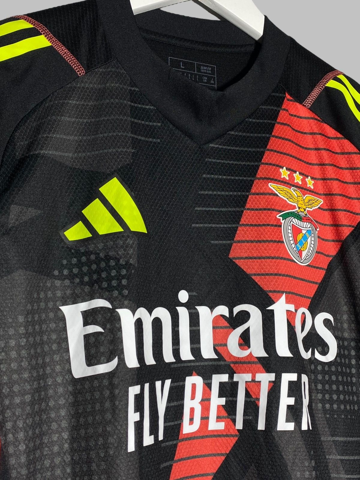 Adidas Adidas Benfica 2024 Goalkeeper Football Shirt Size US L / EU 52-54 / 3 - 3 Thumbnail