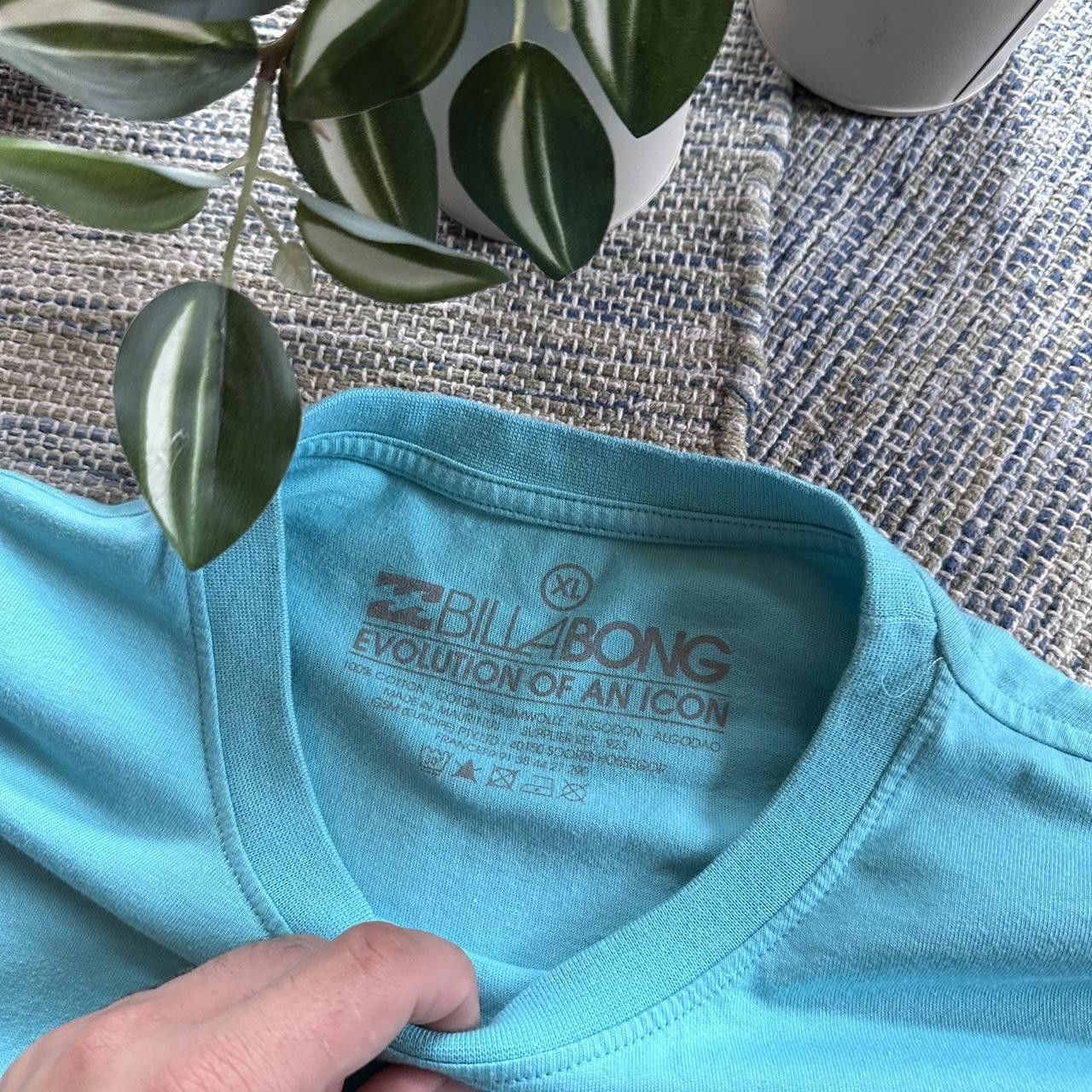 Billabong Vintage Y2K Billabong Surfwear Big Logo Tee T-shirt Size US XL / EU 56 / 4 - 4 Thumbnail