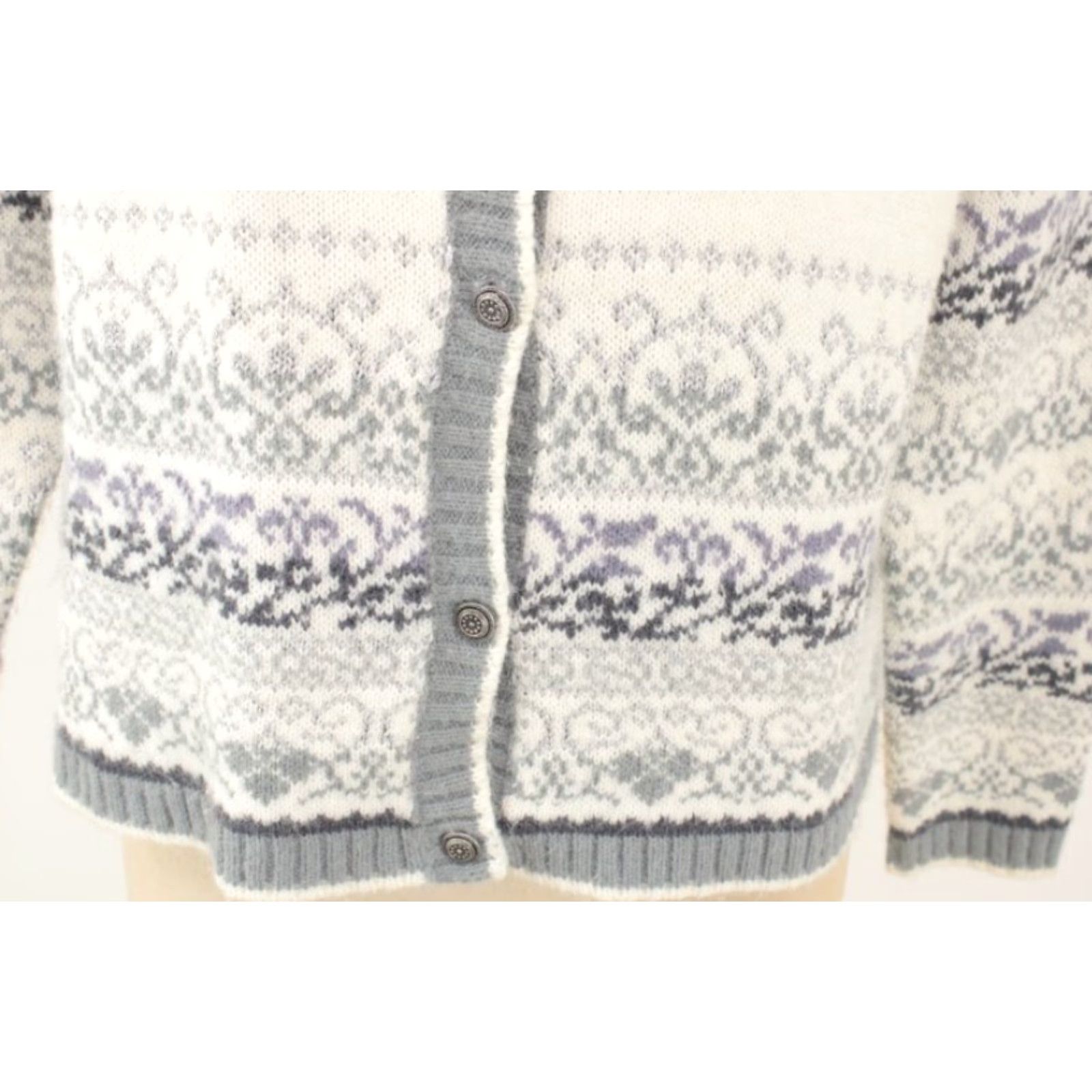Vintage Koret Petites Cardigan Sweater Women's Medium Nordic Design Embroidered Floral Vintage Size M / US 6-8 / IT 42-44 - 6 Thumbnail