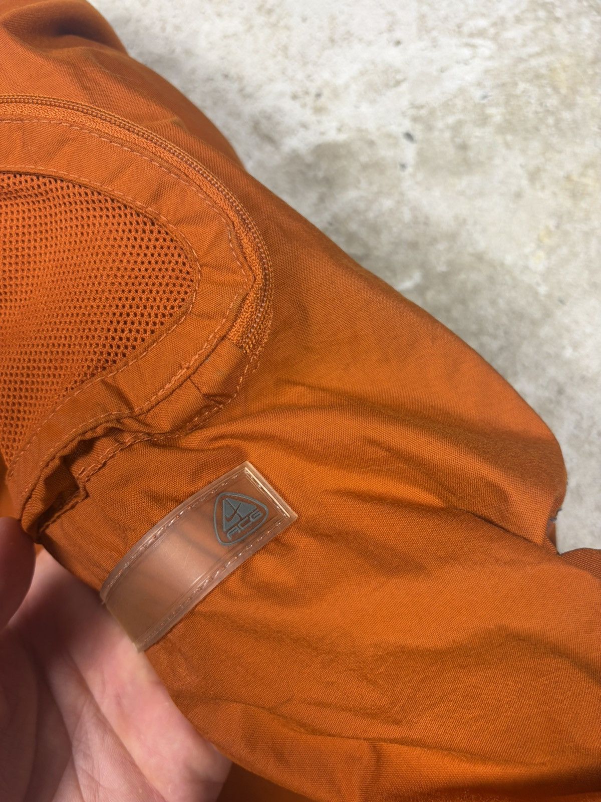 Nike ACG Vintage 2000s Nike ACG Asymmetrical Zip Anorak Jacket Size US L / EU 52-54 / 3 - 9 Thumbnail