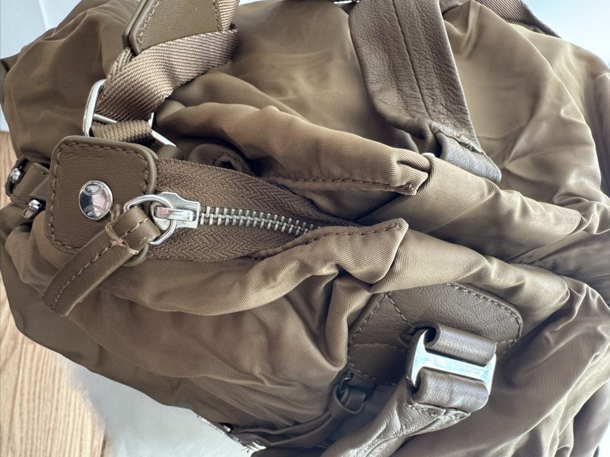 Lacoste Lacoste Tan Duffel / Shoulder Bag – Excellent Pre-Owned Size ONE SIZE - 13 Thumbnail