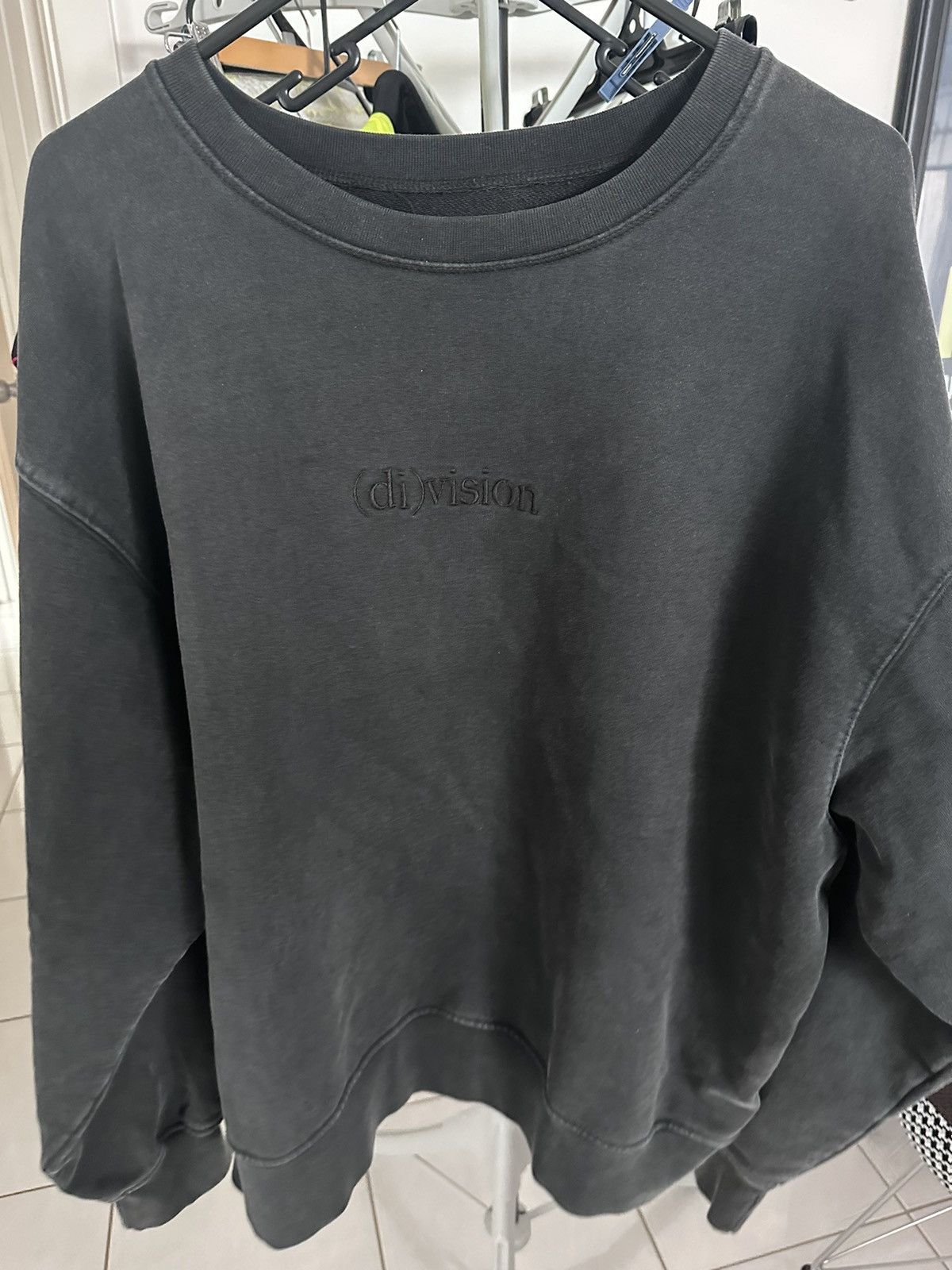 (di)vision (di)vision washed black crewneck Size US M / EU 48-50 / 2 - 4 Thumbnail