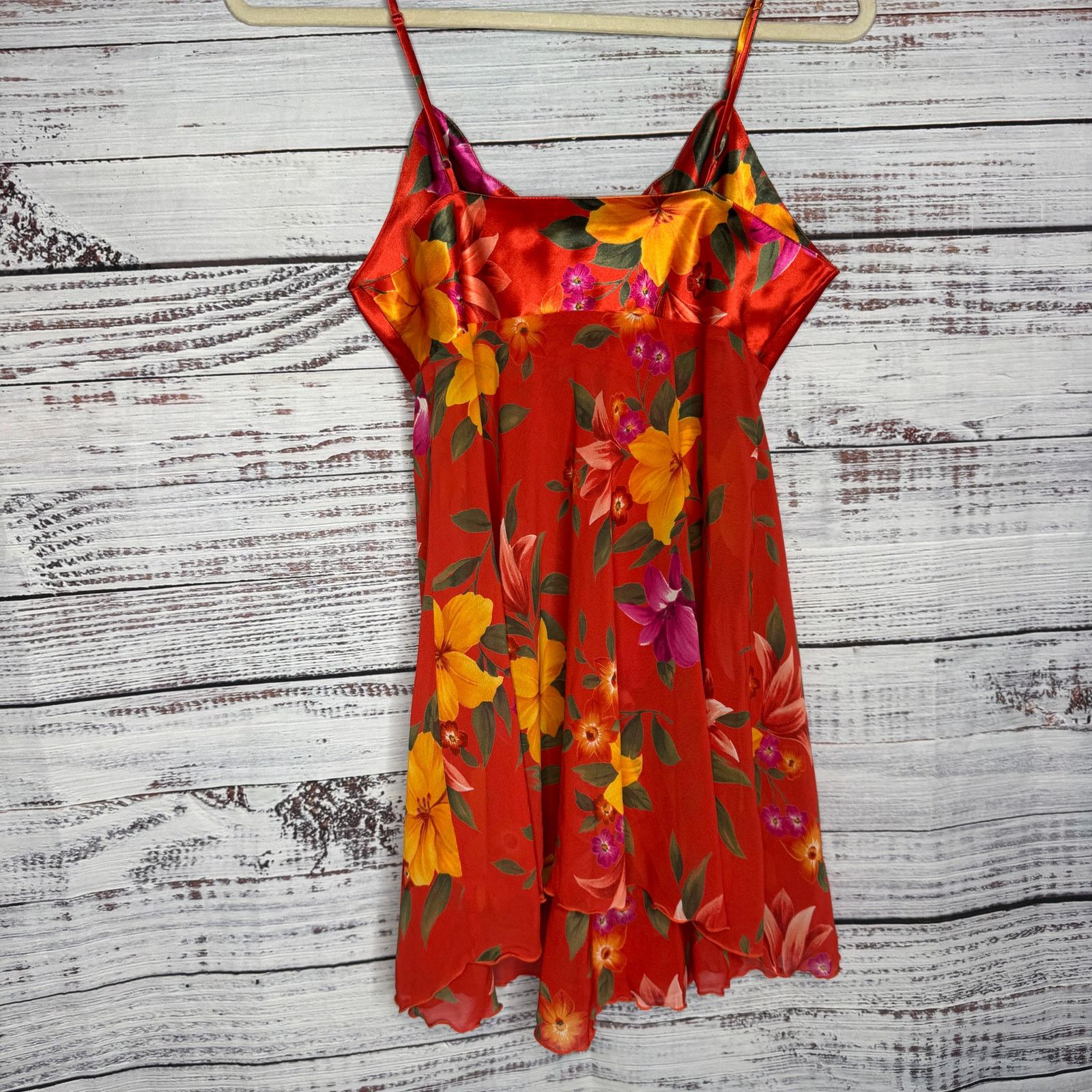 Victoria's Secret Victoria’s Secret Red Floral Satin Babydoll Chemise Slip S Size ONE SIZE - 3 Thumbnail