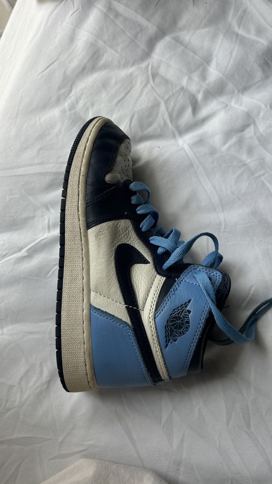 Nike Jordan 1 retro high obsidian blue Size US 6 / EU 39 - 2 Thumbnail