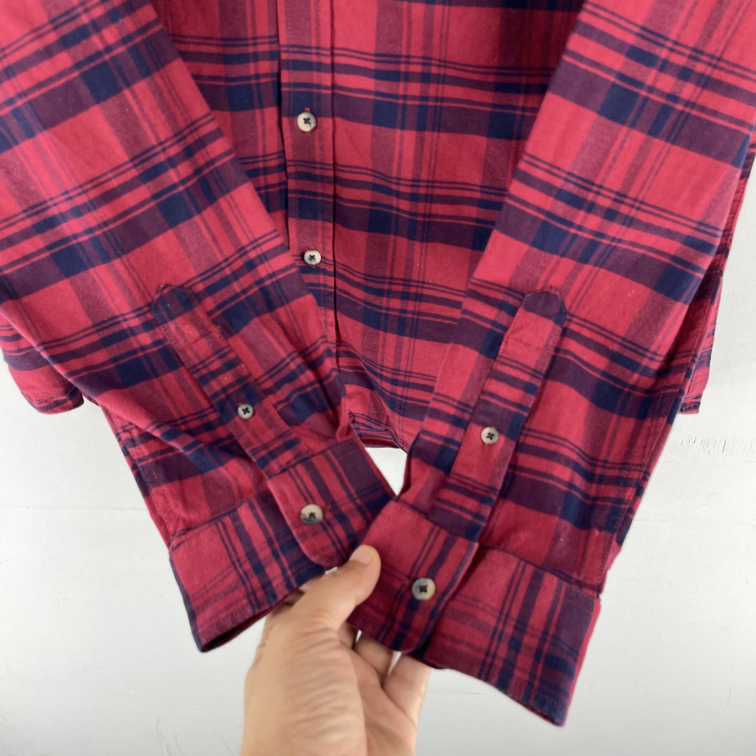 Flannel OLD NAVY Plaid Checkered Red/Blue Flannel Button Up Size US XL / EU 56 / 4 - 6 Thumbnail