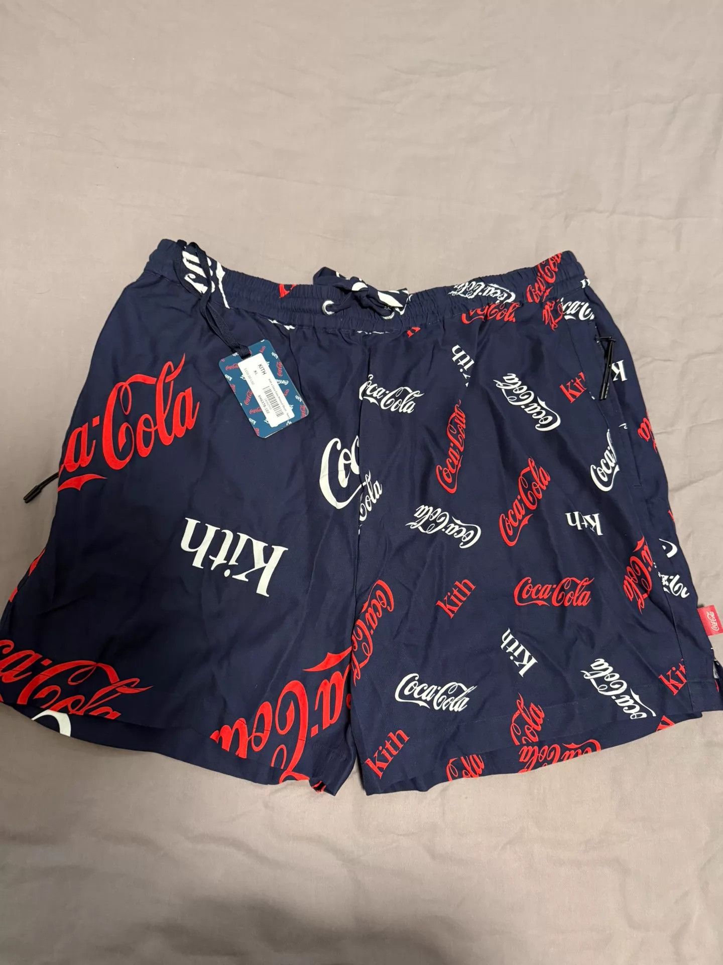 Kith Kith Coca-Cola Printed Shorts XL New With Tags Size US 36 / EU 52 - 1 Thumbnail