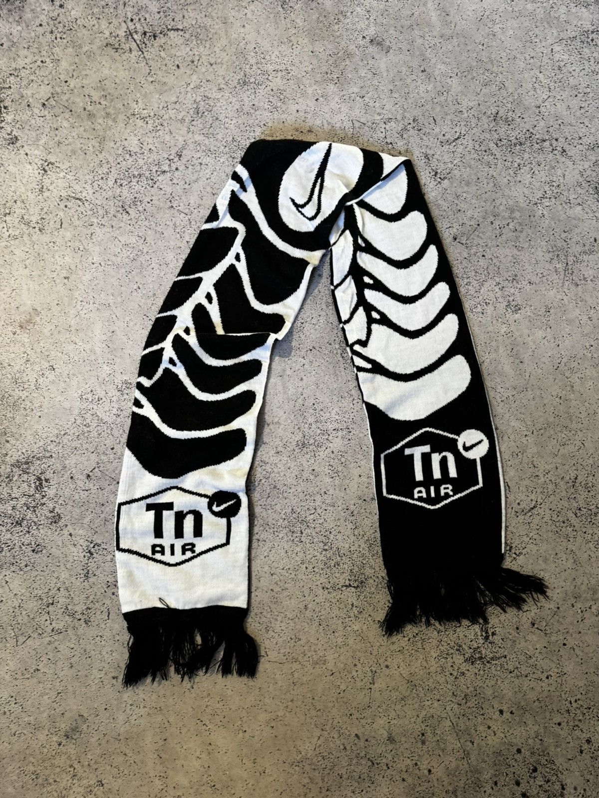 Nike Nike TN SCARF Size ONE SIZE - 2 Thumbnail