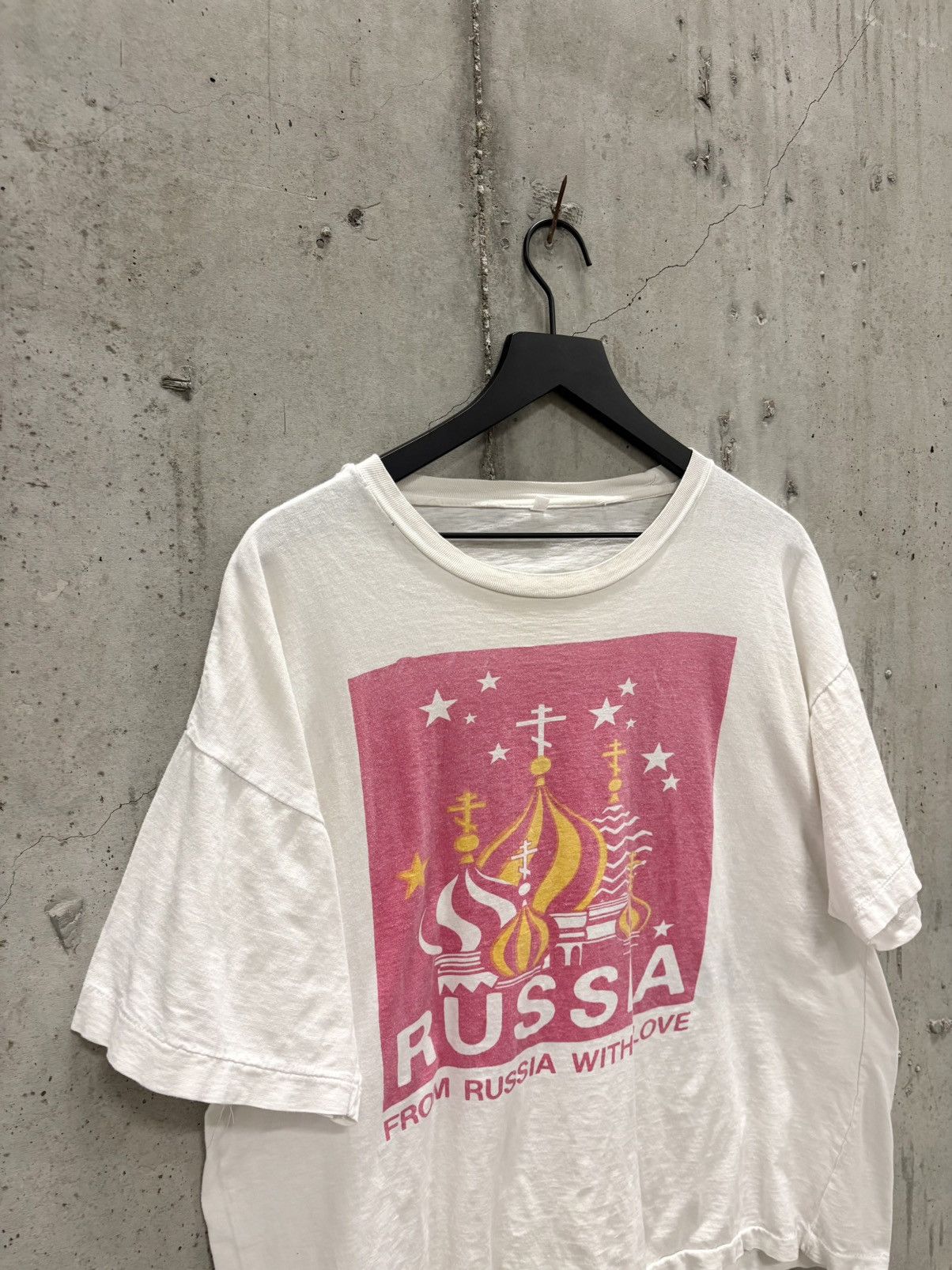 Vintage Vintage Russia With Love Shirt Thrash Faded Grunge Band Boxy Size US M / EU 48-50 / 2 - 4 Thumbnail