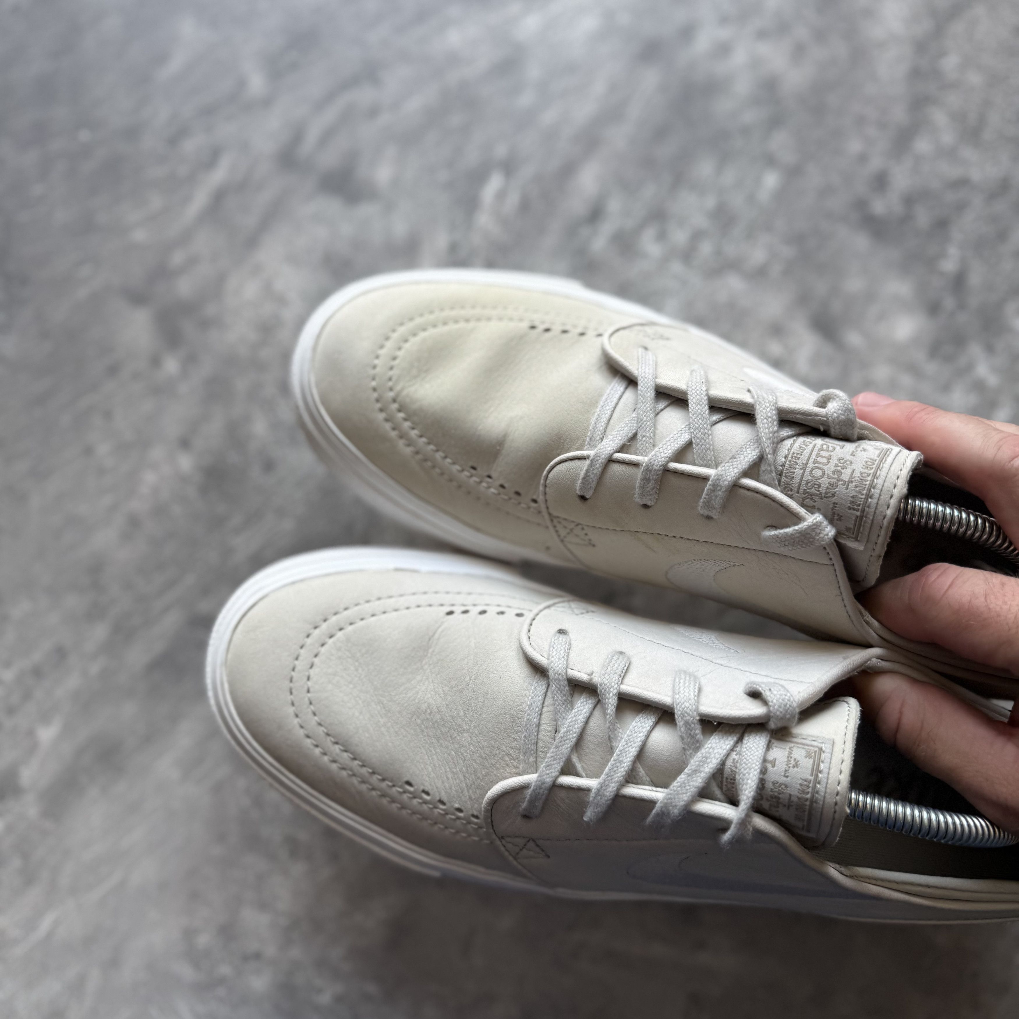 Nike Nike SB Stefan Janoski Leather Size US 11 / EU 44 - 2 Thumbnail