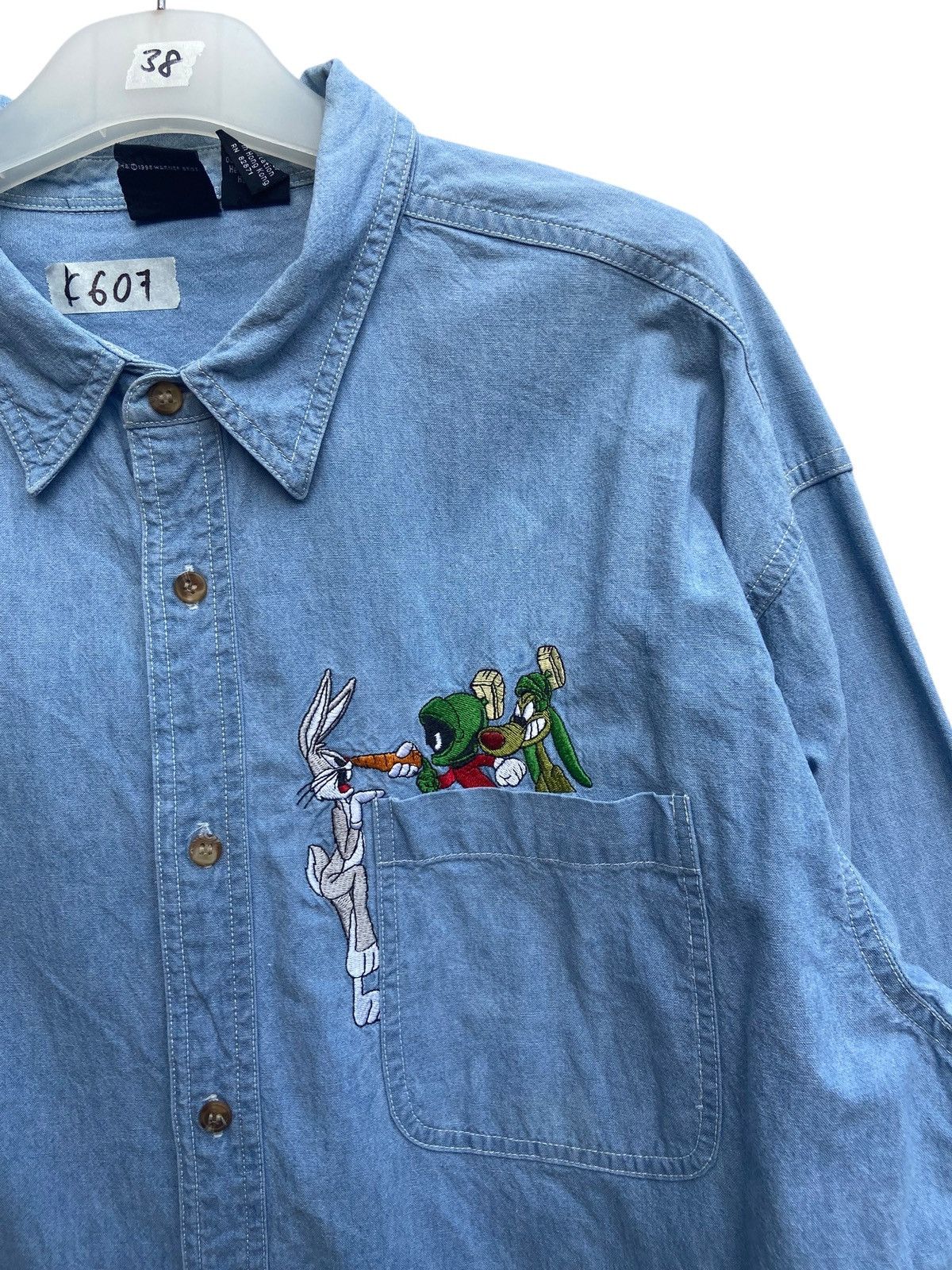 Warner Bros Vintage Warner Bros Chambray Shirt Size US XL / EU 56 / 4 - 2 Thumbnail