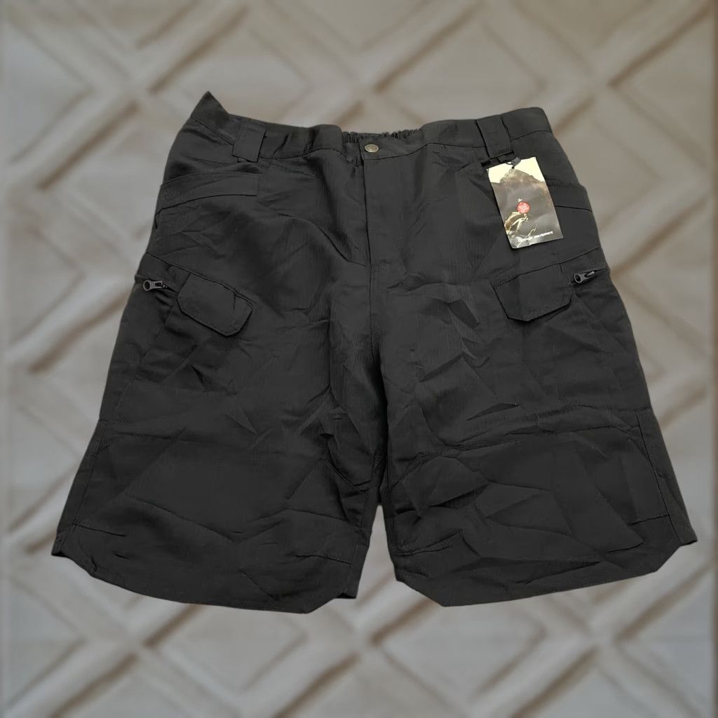 Vintage Unbranded Shorts Mens XXL Black Outdoor Cargo Hiking Elastic Waist 37x9 NWT New Size US 39 - 1 Thumbnail